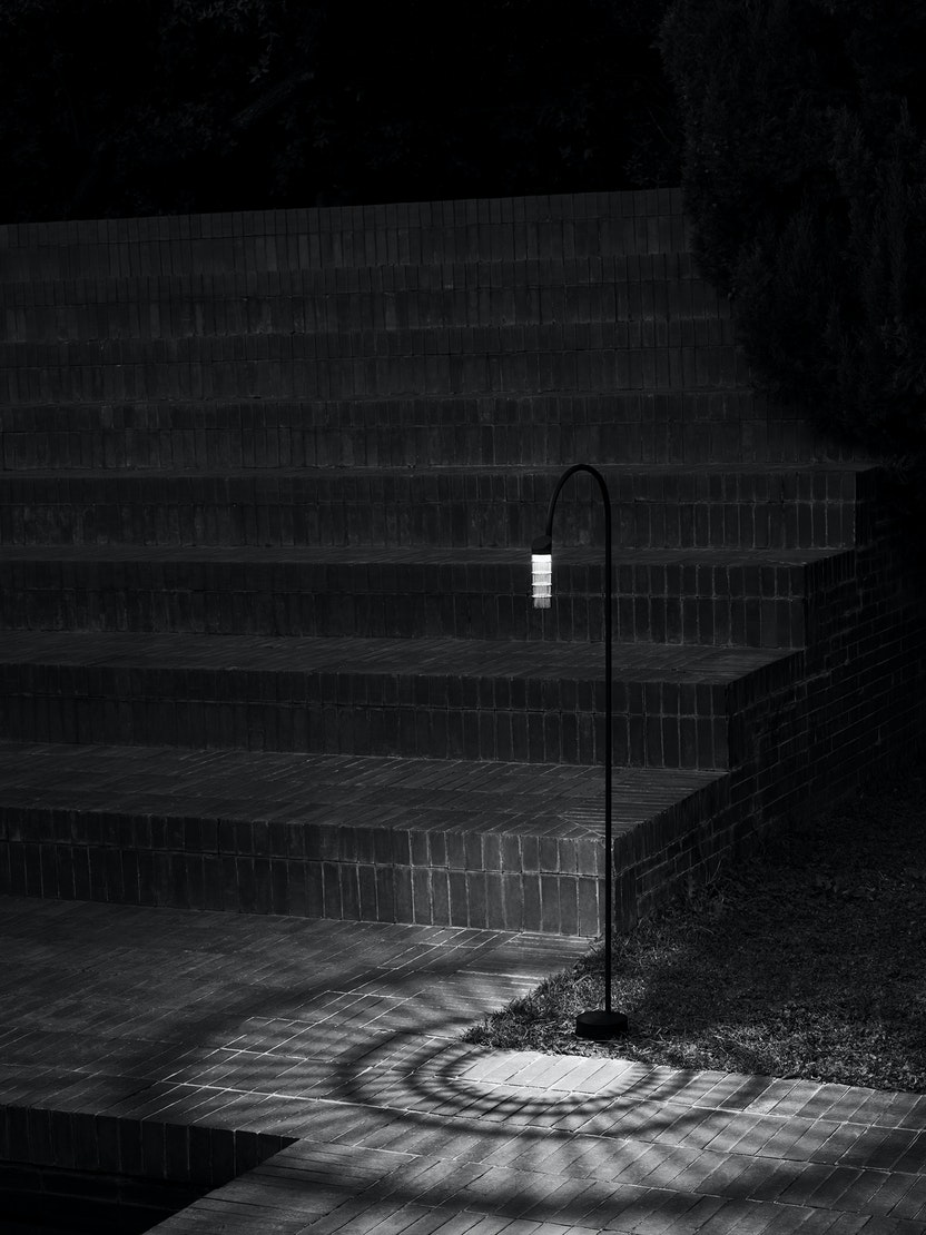 caule-bollard-flos-outdoor-R-01.jpg