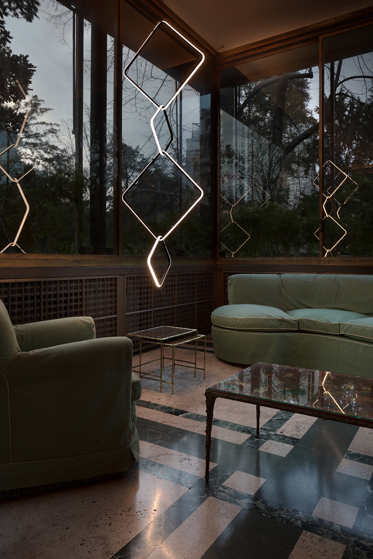 Arrangements-ceiling-wall-flos-R-27.jpg