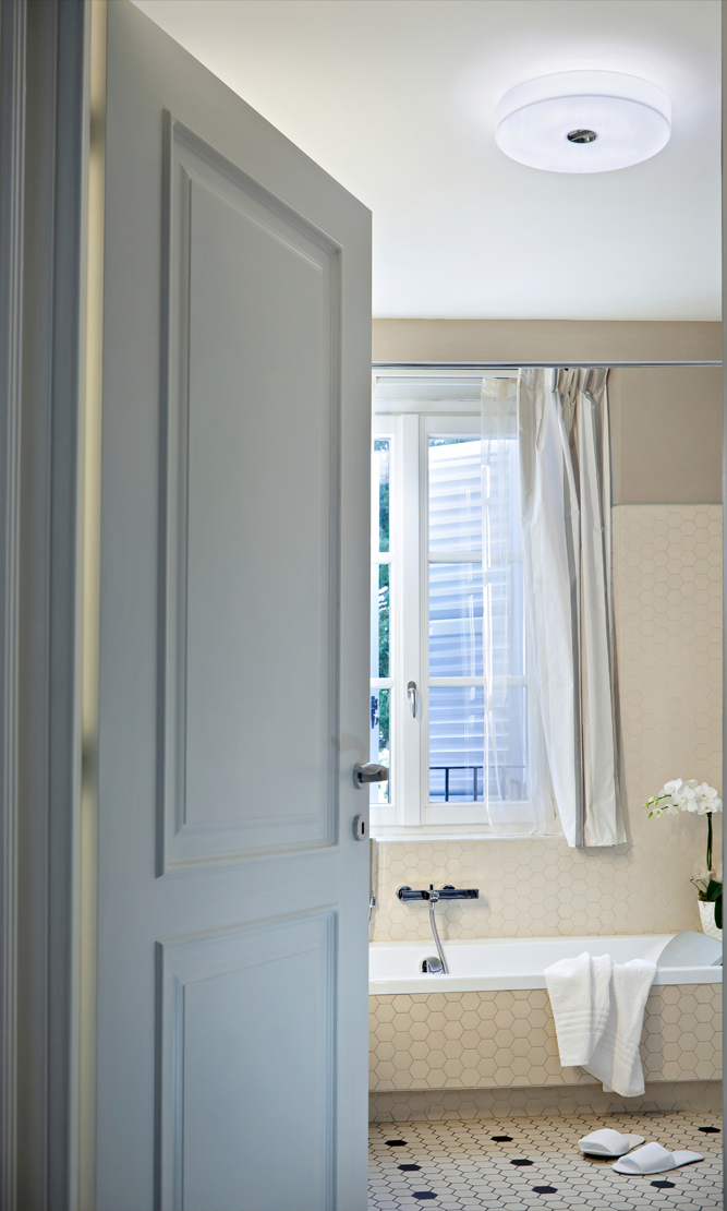 Button-ceiling-wall-flos-R-05.jpg