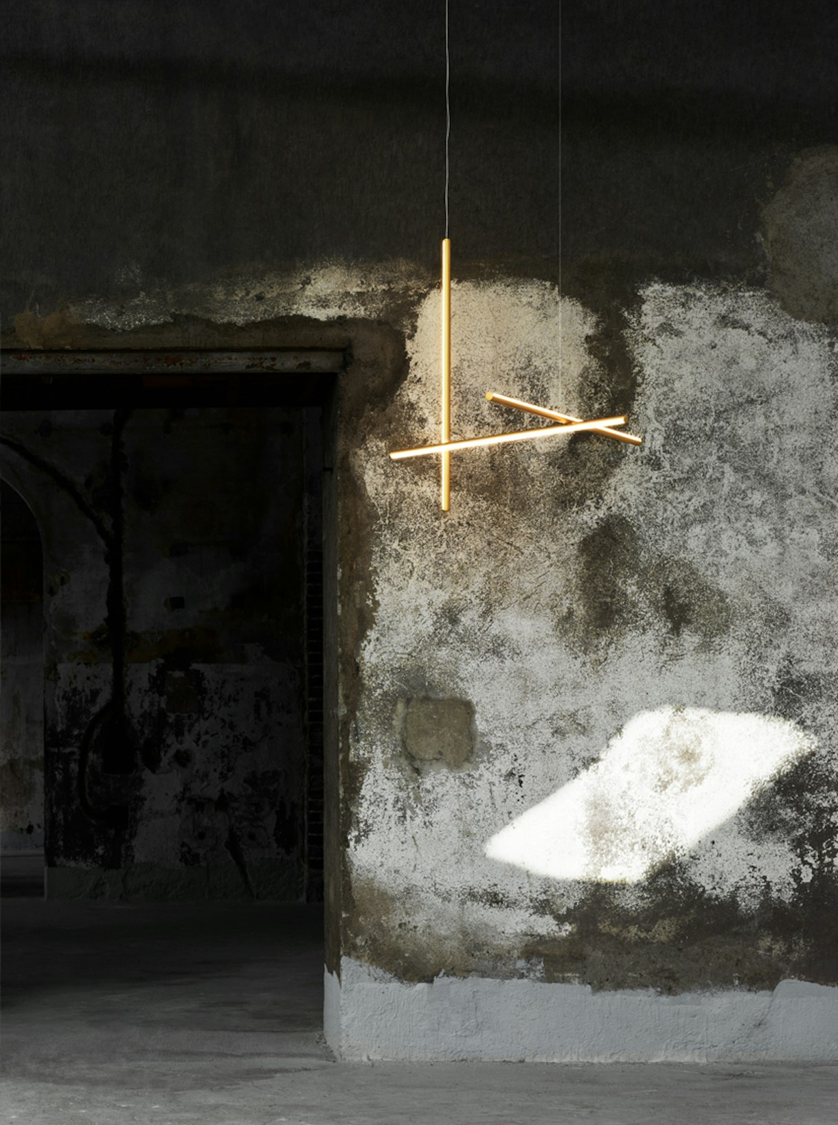 Coordinates-suspension-flos-R-26.jpg
