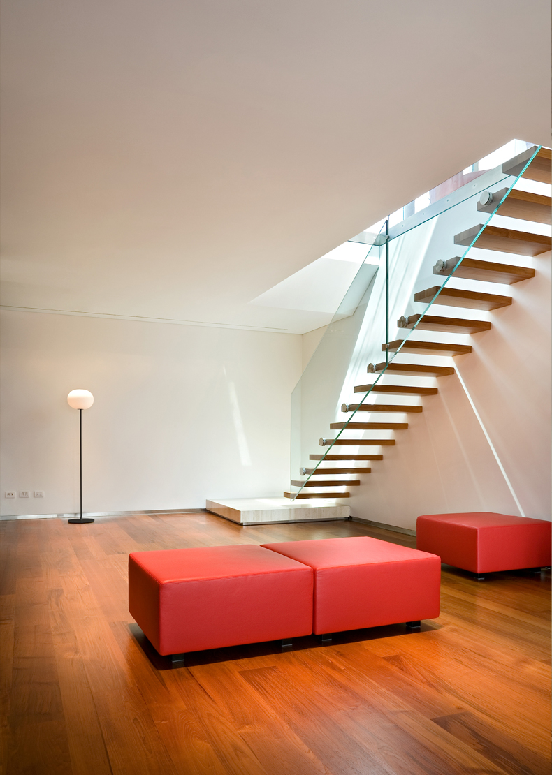 Glo-Ball-floor-flos-R-05.jpg