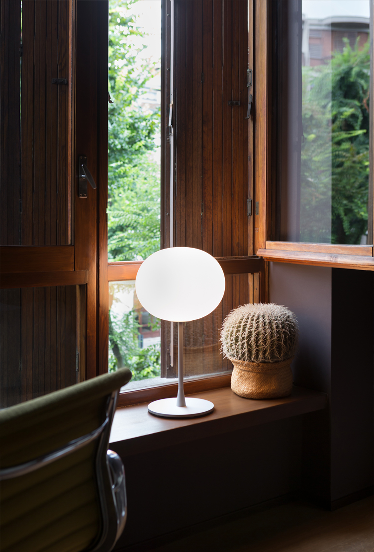 Glo-Ball-table-flos-R-14.jpg
