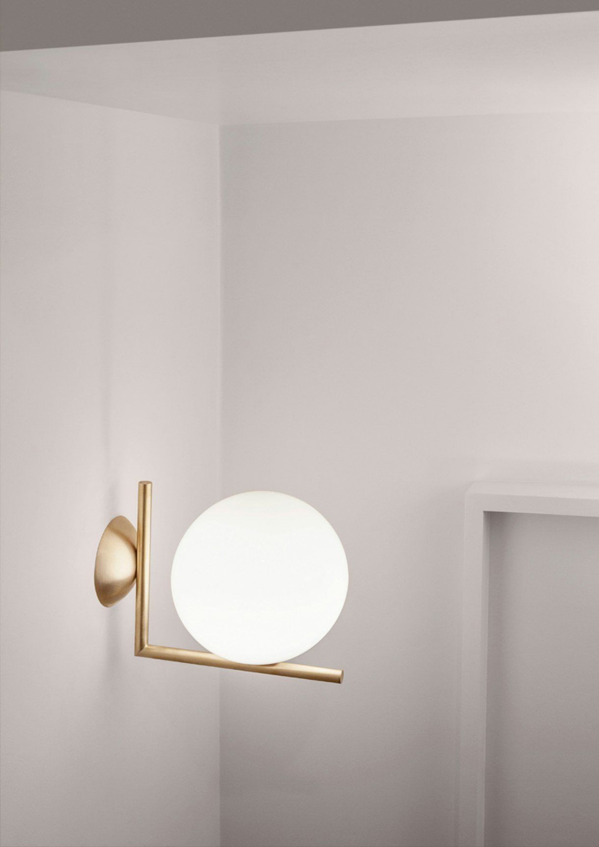 IC-Light-wall-flos-decorative-R-47.jpg