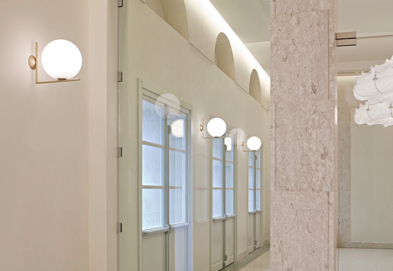 IC-Light-wall-flos-decorative-R-48.jpg