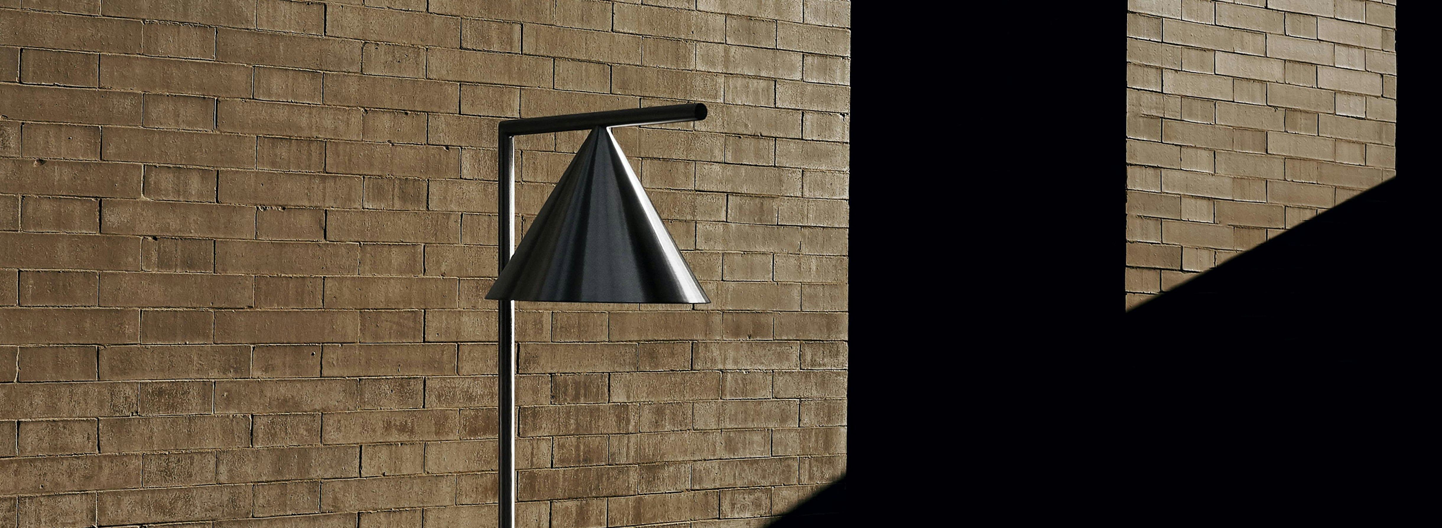 P_Fm_B-Captain-Flint-Flos-Decorative-Outdoor-life.jpg