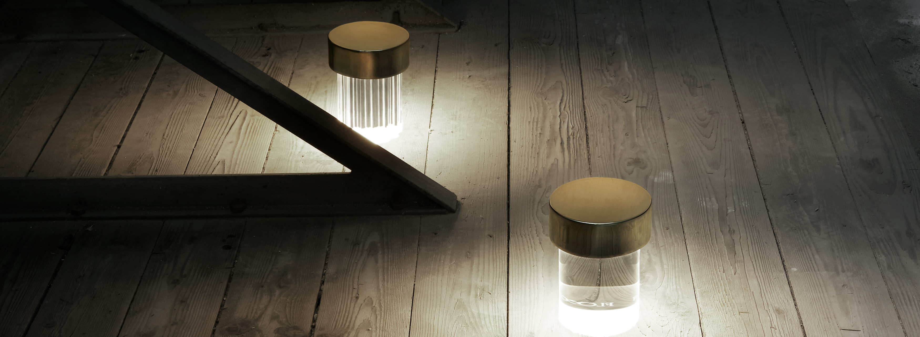 P_Fm_B-Last-Order-Flos-Decorative-life.jpg