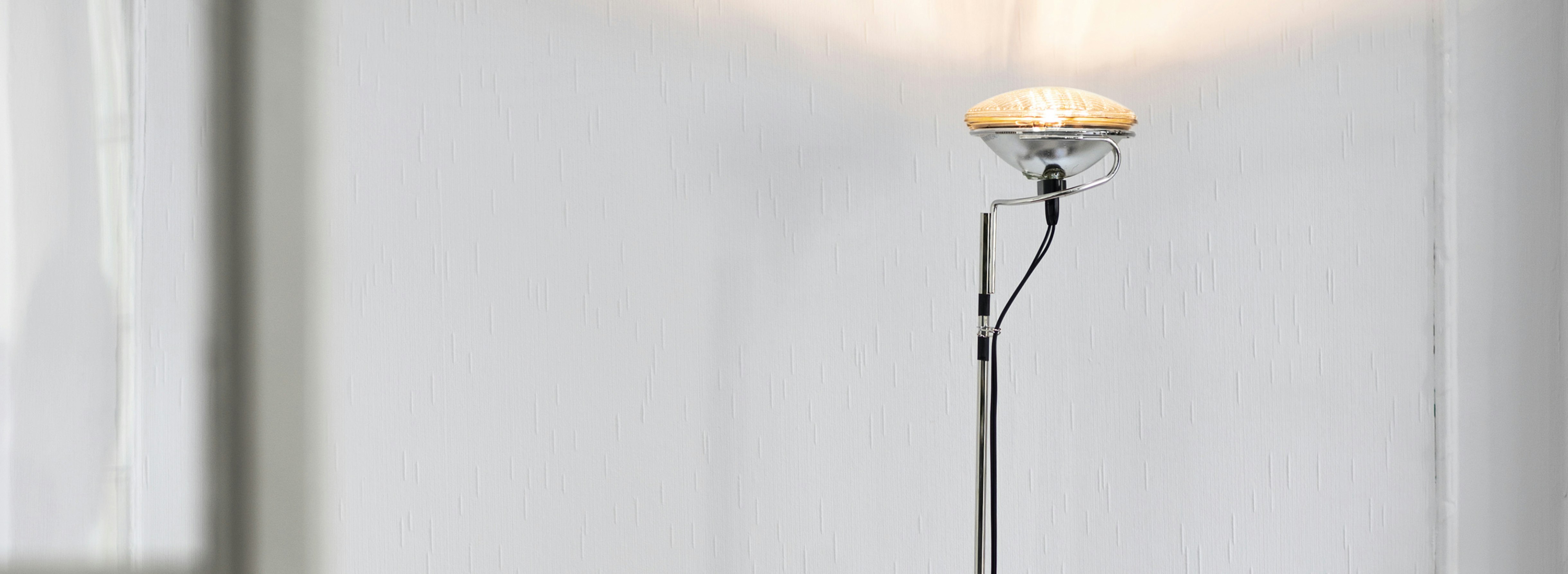 P_Fm_B-Toio-Flos-Decorative-life.jpg