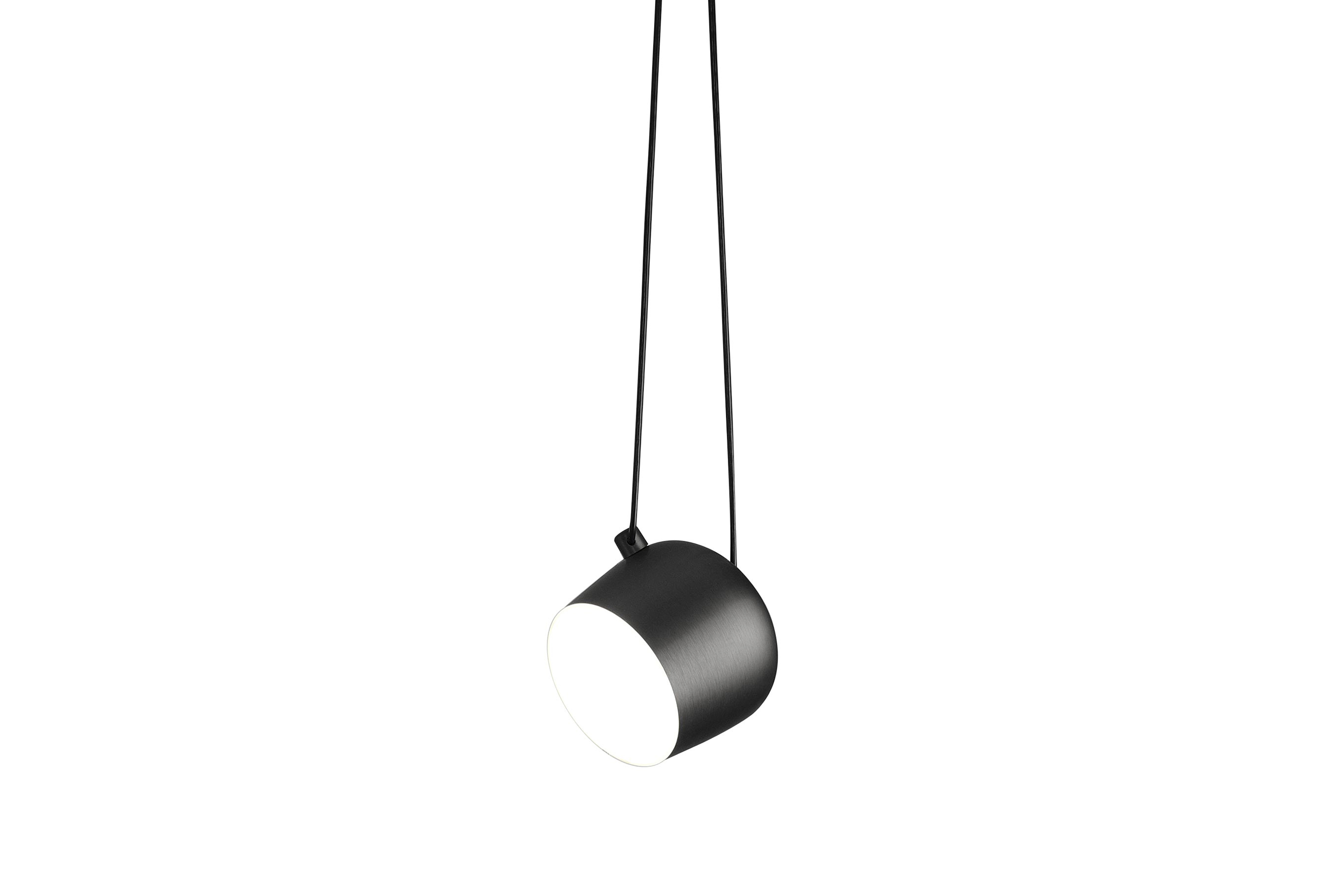 P_Md_E-Aim-Flos-Decorative-still-life.jpg