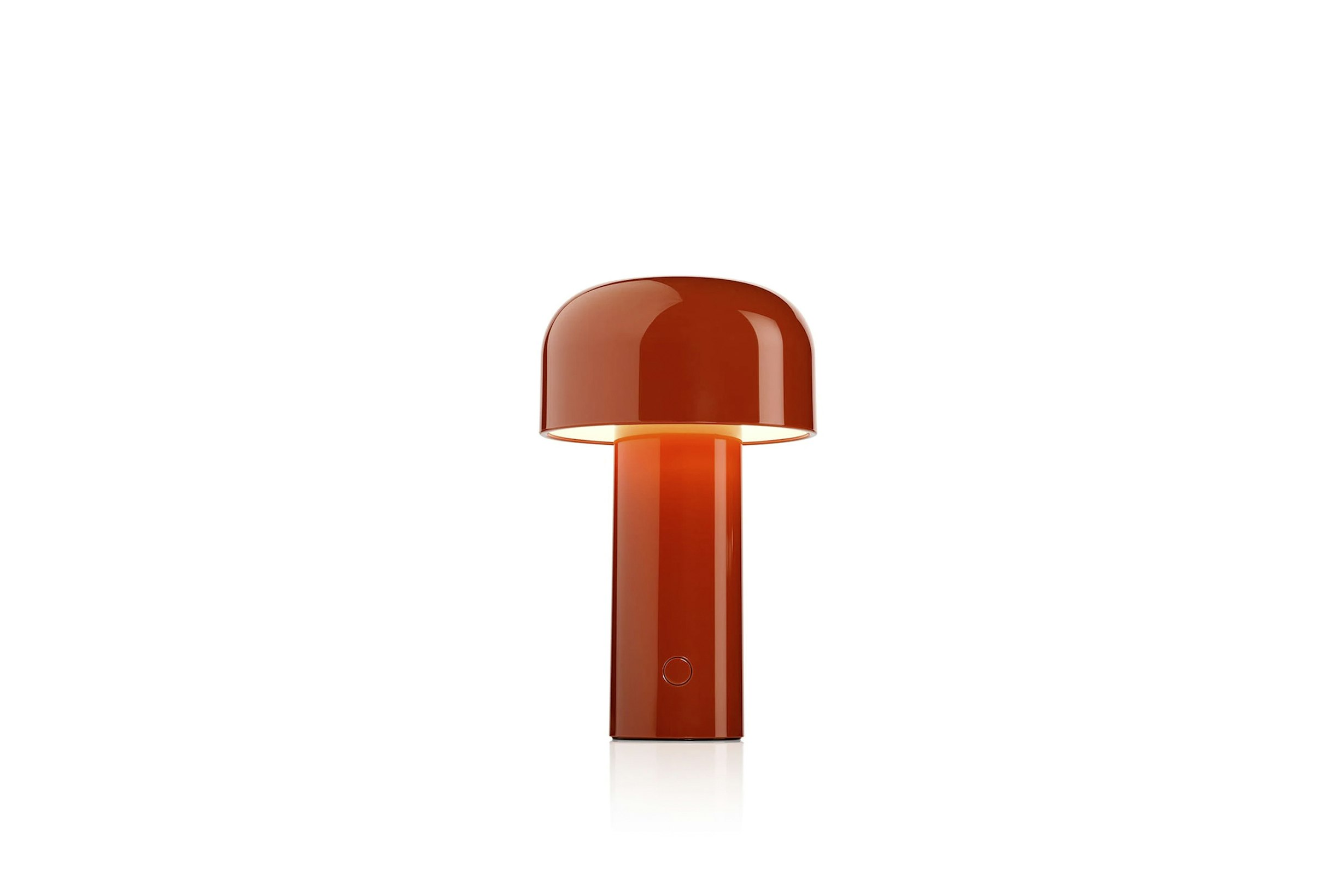 P_Md_E-Bellhop-Table-Flos-Decorative-still-life.jpg