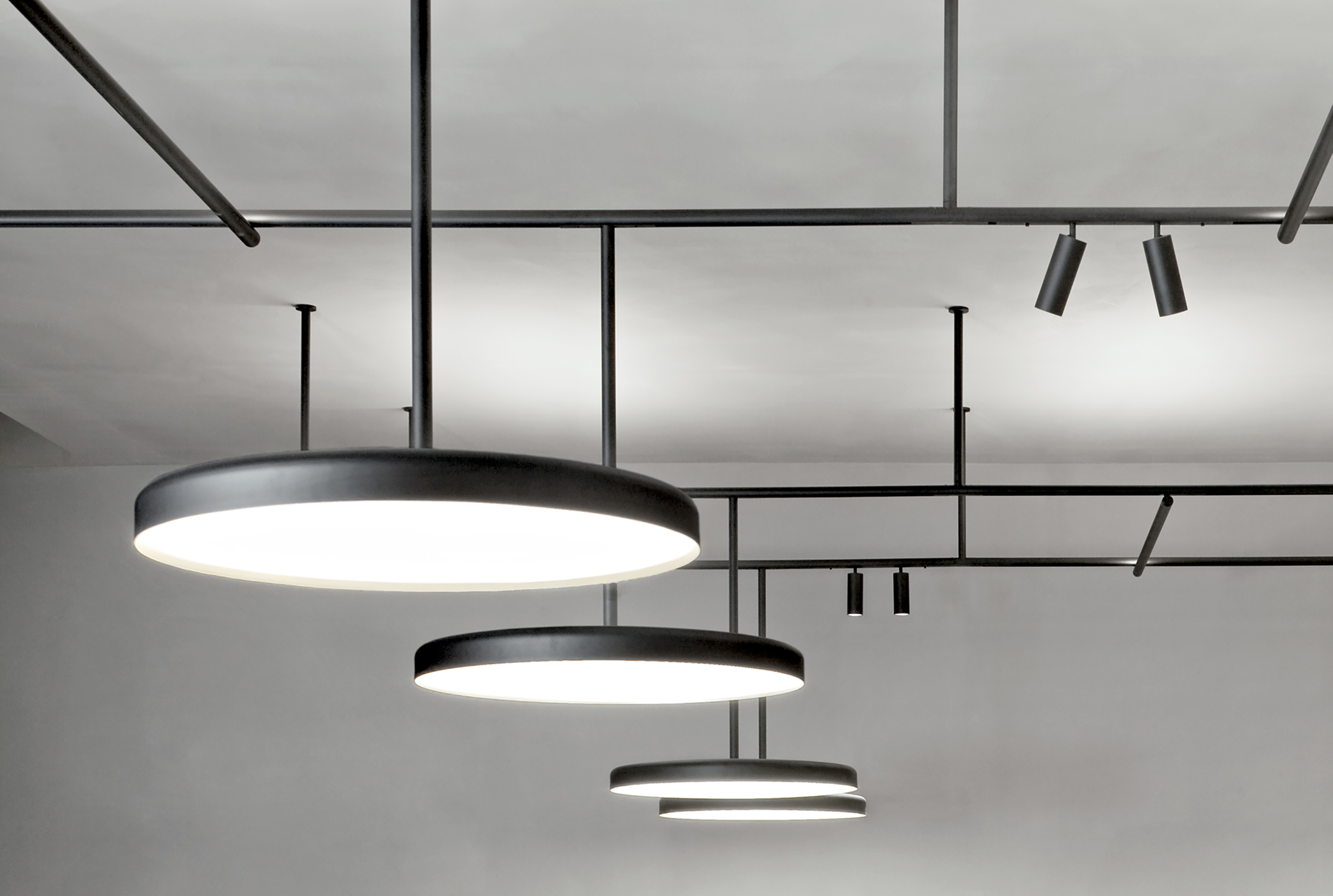 P_Md_E-Infra-Structure-Flos-Architectural-still-life.jpg