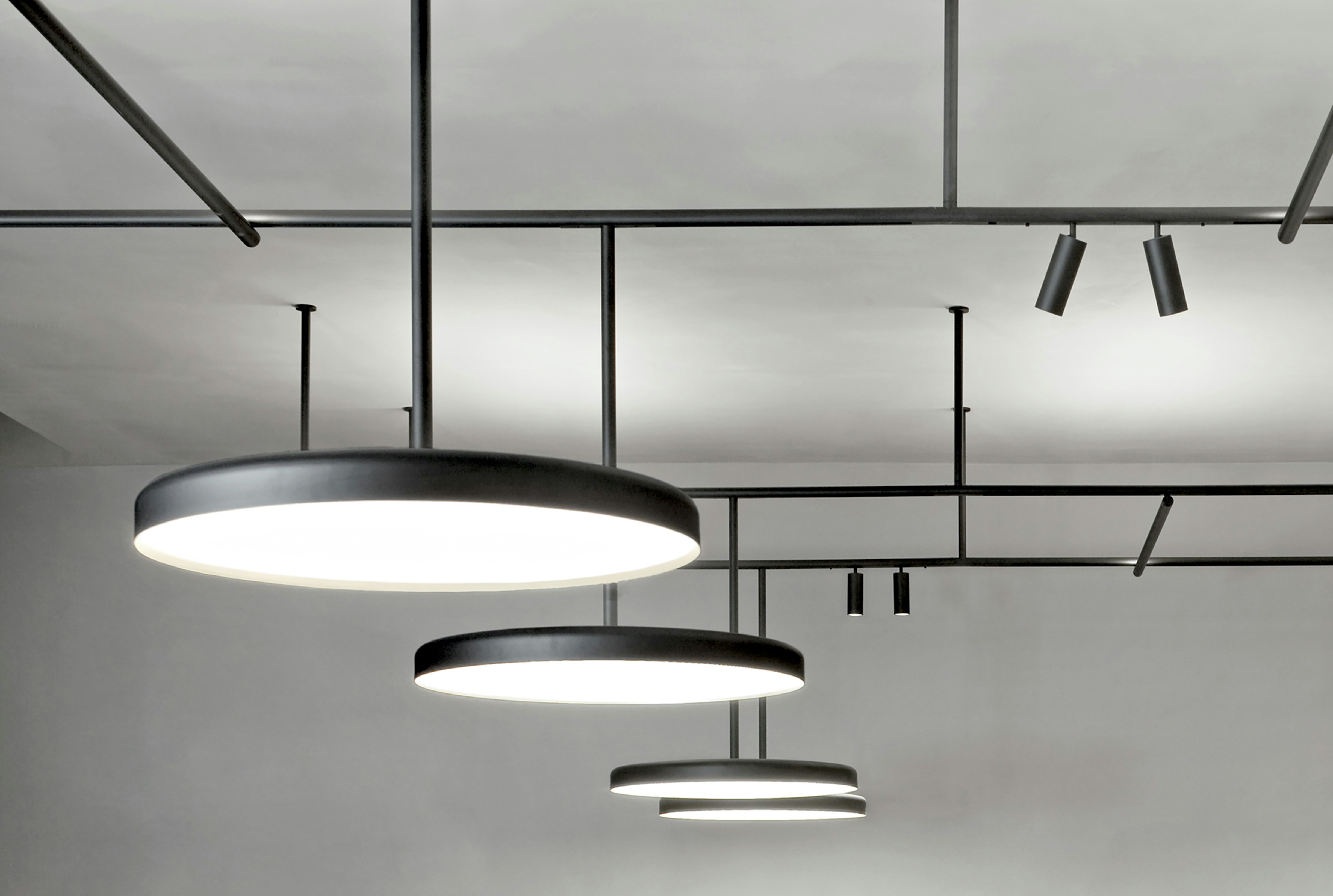 P_Md_E-Infra-Structure-Flos-Architectural-still-life.jpg