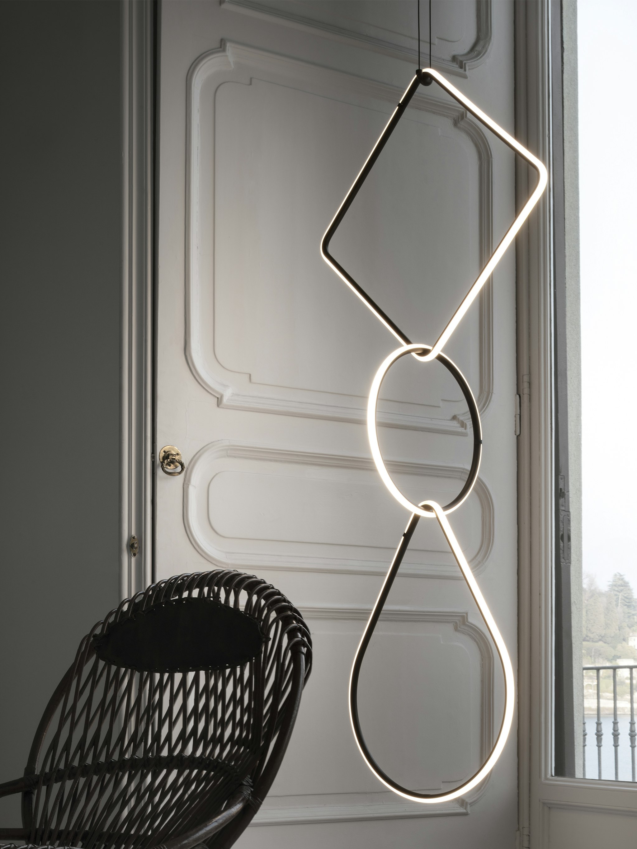 P_Md_F-Arrangements-Flos-Decorative-highlight.jpg