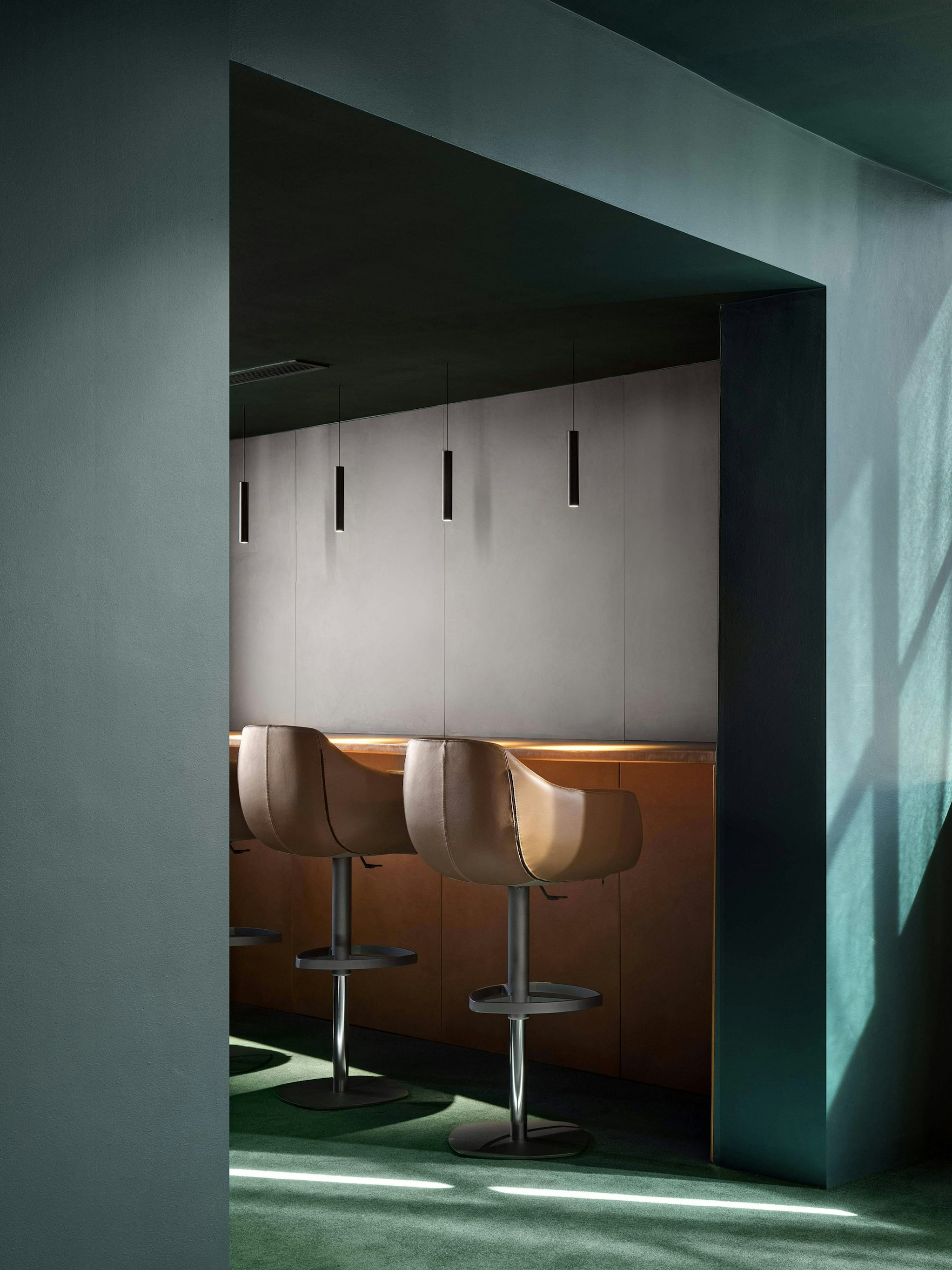 P_Md_F-Find-Me-1-Suspension-Flos-Architectural-highlight.jpg