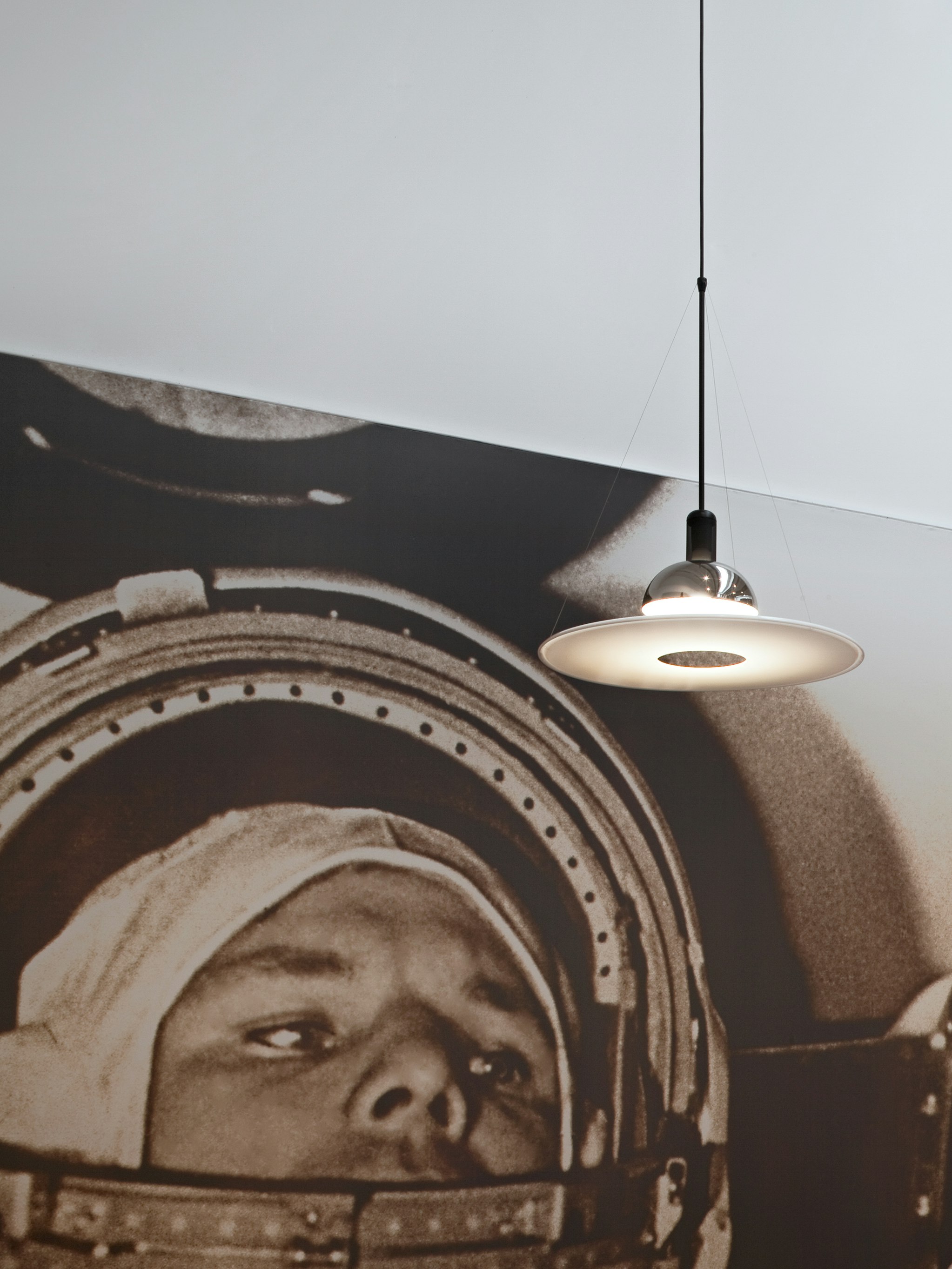P_Md_F-Frisbi-Flos-Decorative-highlight.jpg