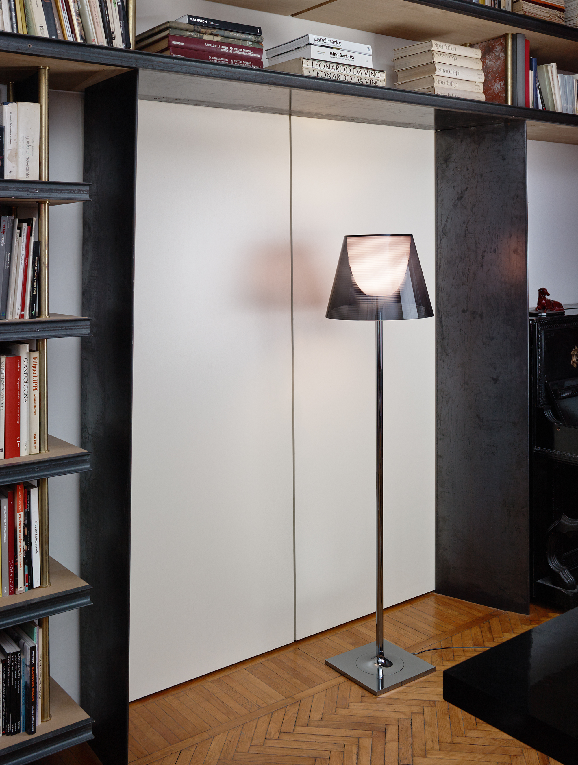 P_Md_F-Ktribe-Floor-Flos-Decorative-highlight.jpg