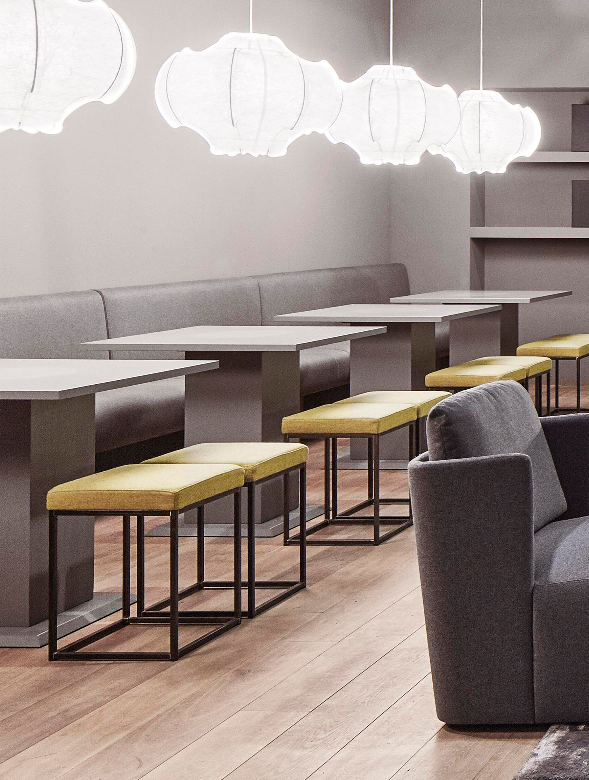 P_Md_F-Viscontea-Flos-Decorative-highlight.jpg