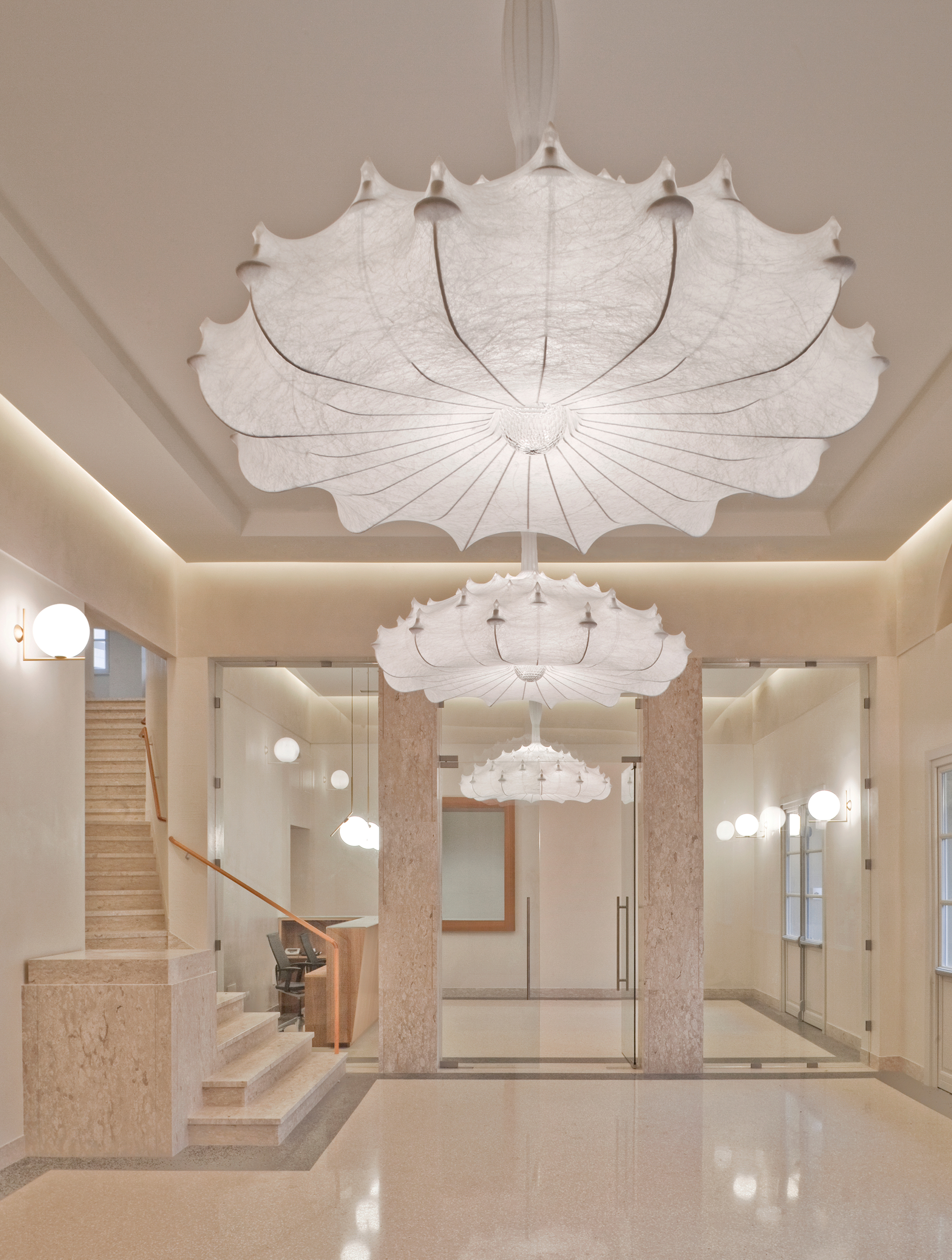 P_Md_F-Zeppelin-Flos-Decorative-highlight.jpg
