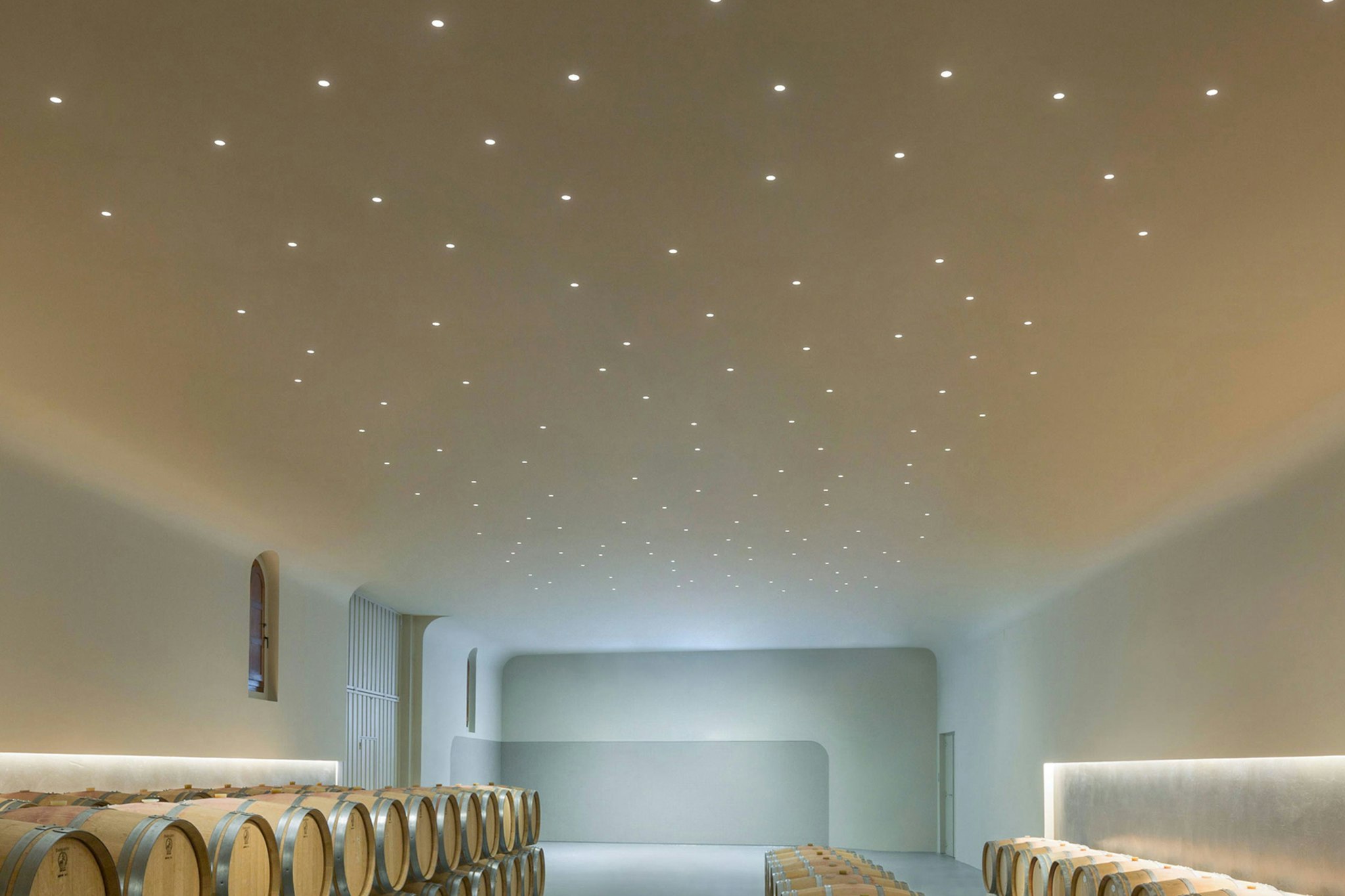 P_Sf_A-Light-Shadow-Dots-Flos-Architectural-Thubnail-life.jpg