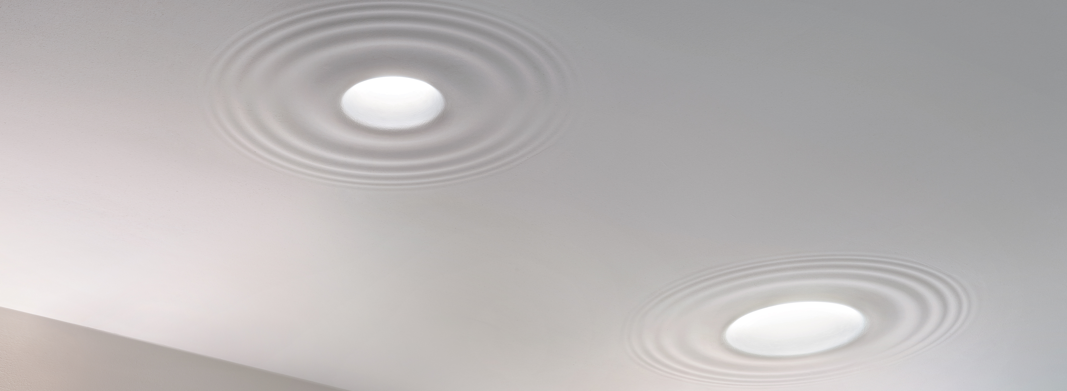P_Sf_B-Teardrop-Flos-SoftArchitecture-life.jpg