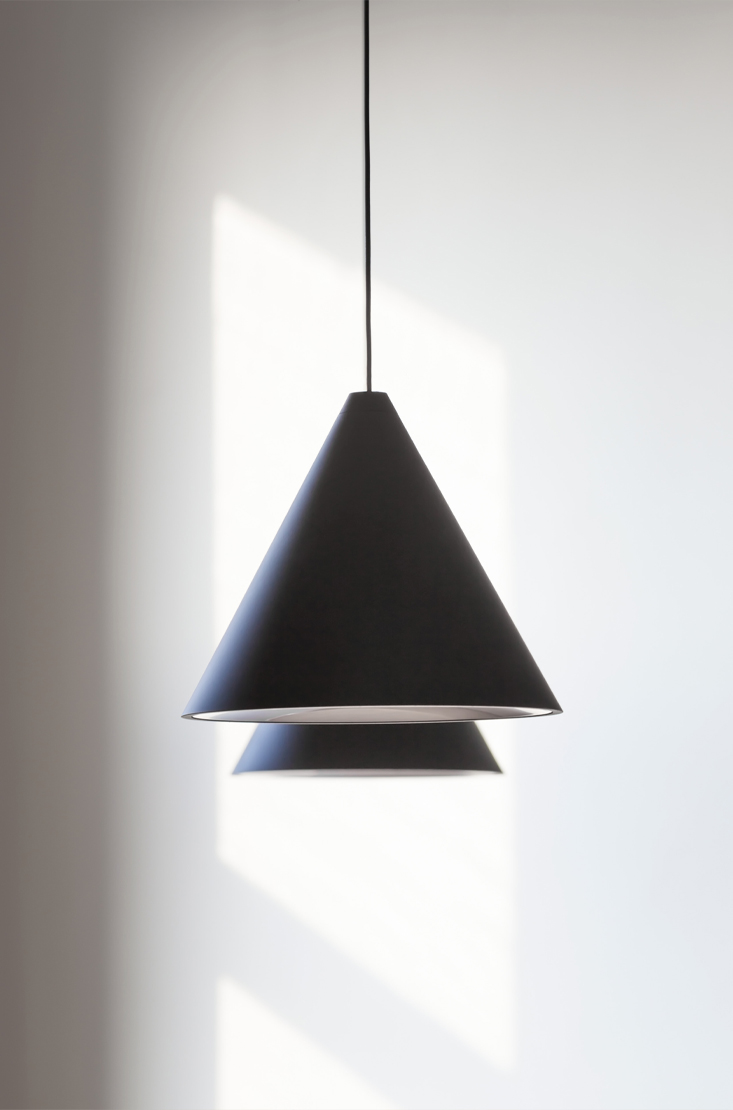 String-Light-suspension-flos-R-06.jpg