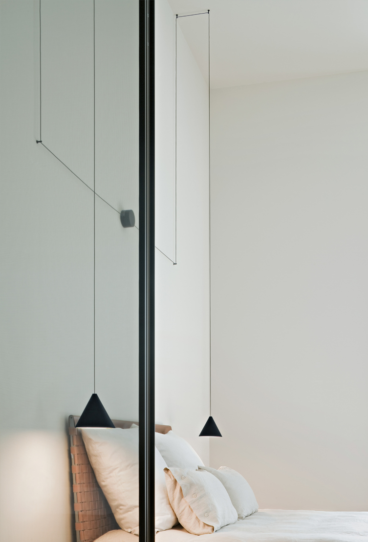 String-Light-suspension-flos-R-09.jpg