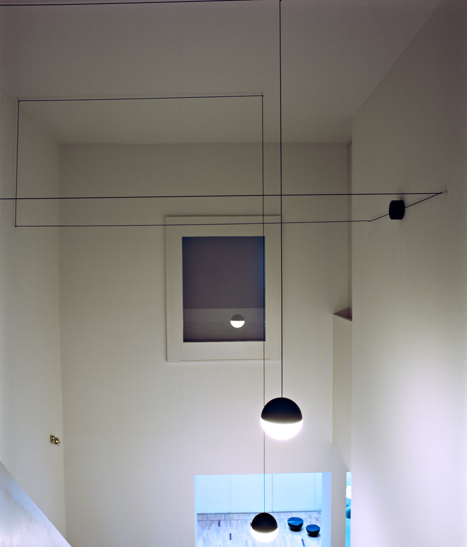String-Light-suspension-flos-R-15.jpg