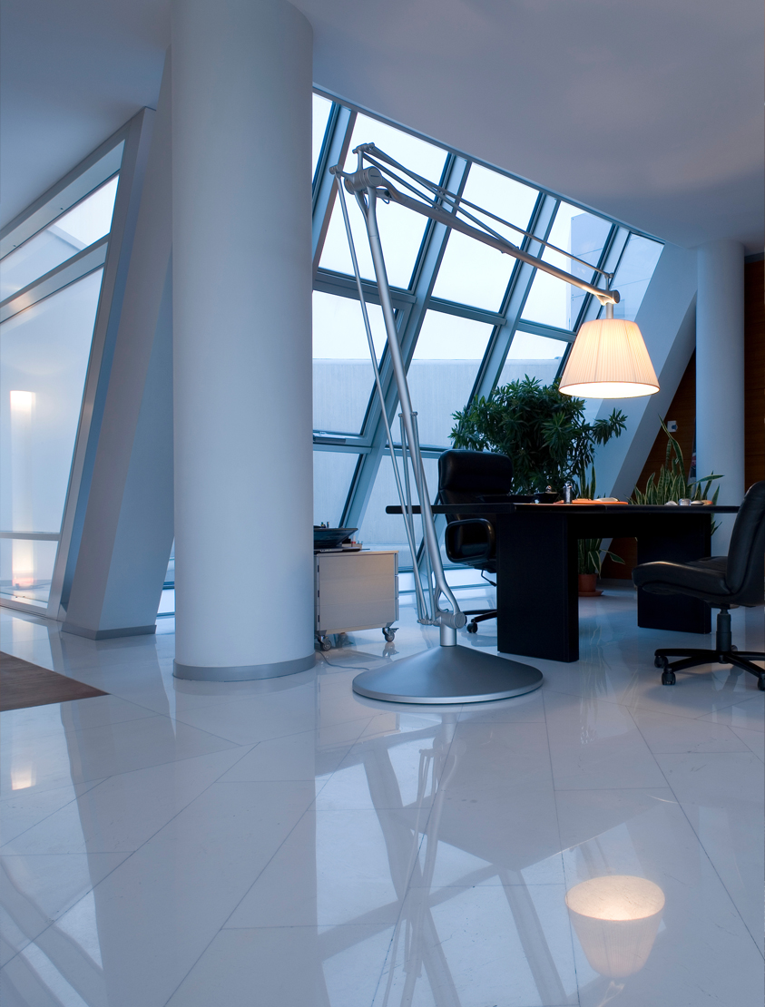 SuperArchimoon-floor-flos-R-02.jpg