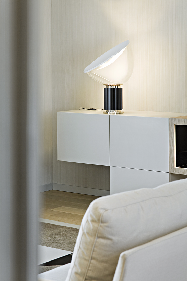 Taccia-flos-R-03.jpg