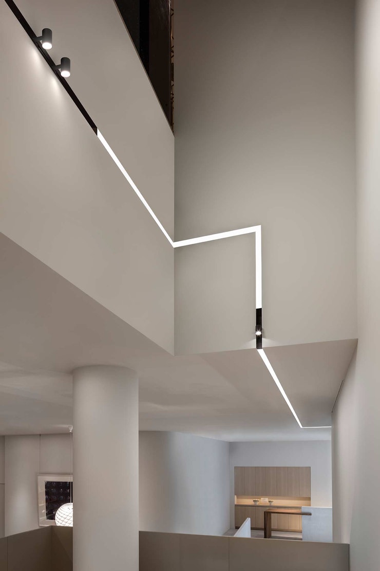 The-running-magnet-flos-architectural-R-04.jpg