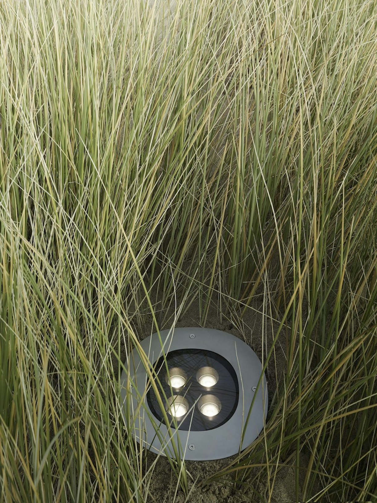 a-round-flos-outdoor-R-03.jpg