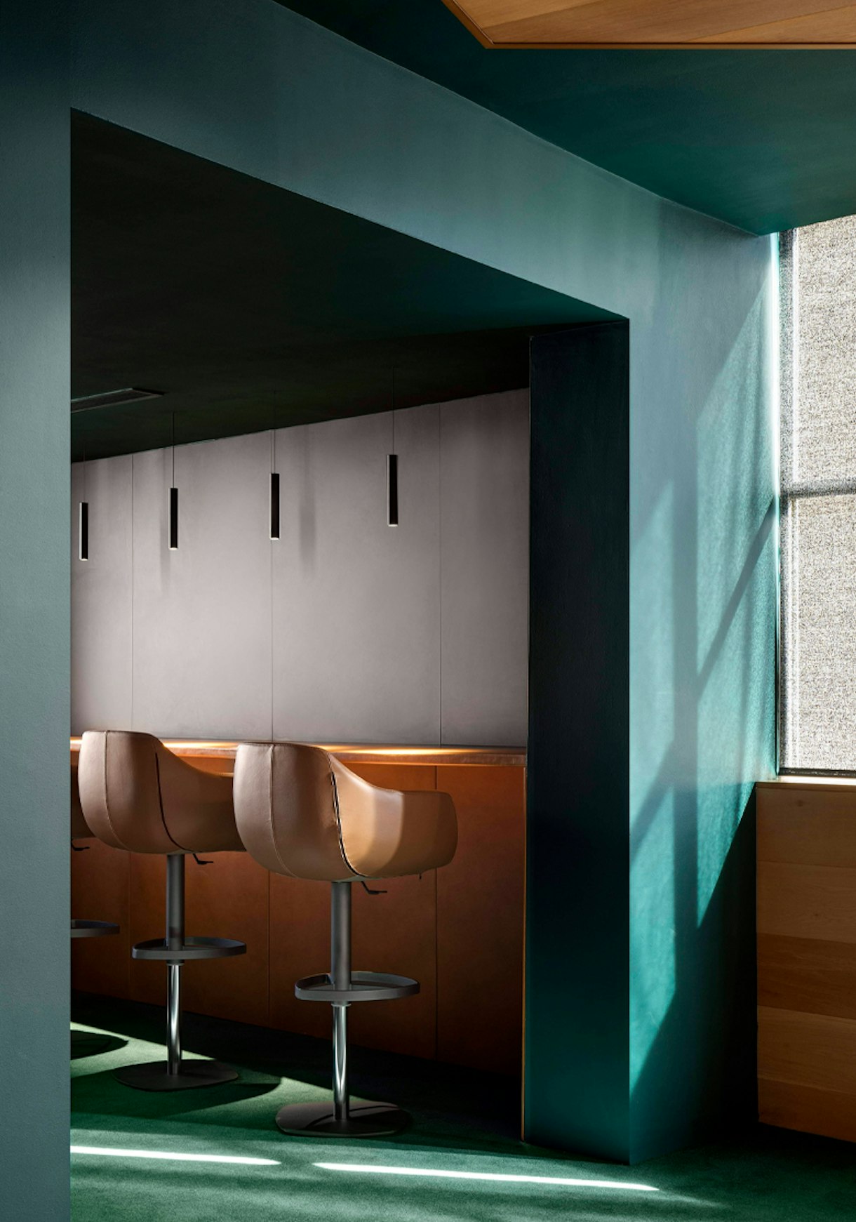 find-me-1-suspension-flos-architectural-R-01.jpg