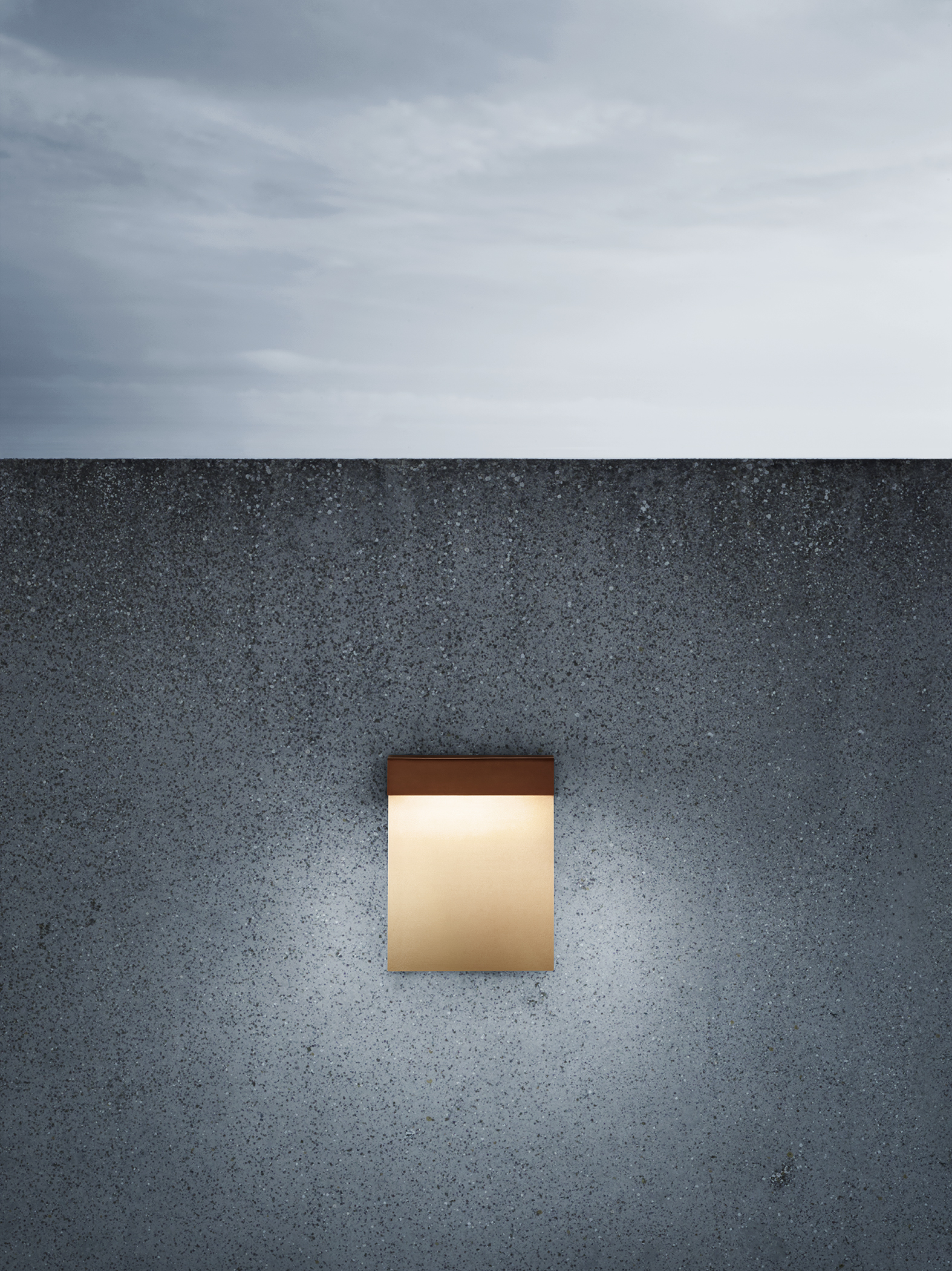 real-matter-flos-outdoor-R-04.jpg