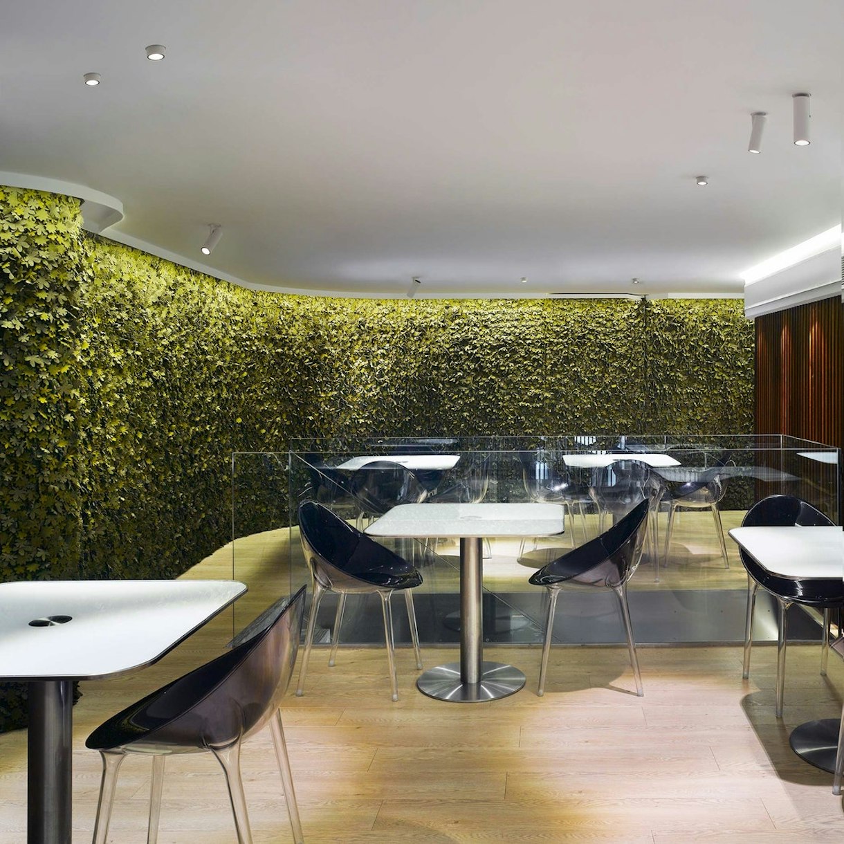 find-me-flos-architectural-R-03.jpg