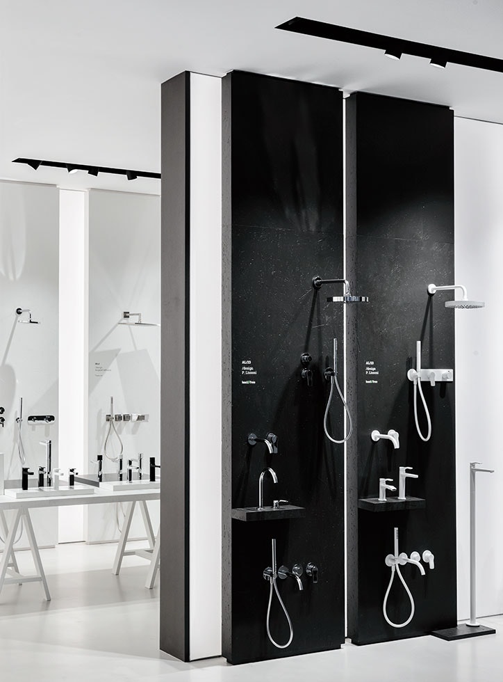 retail-fantini-showroom-lago-d-orta-flos-12