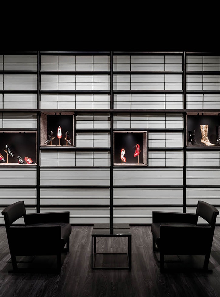 retail-sergio-rossi-flos-11