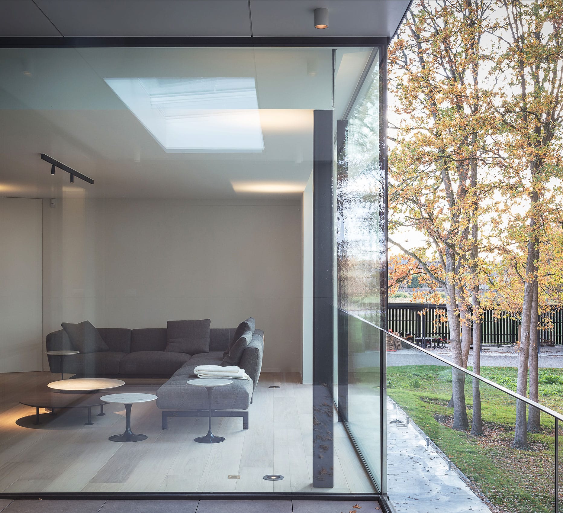 special-parc-51-apartment-belgium-flos-01