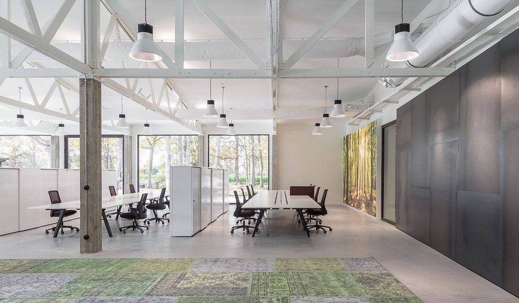 special-parc-51-offices-belgium-flos-03