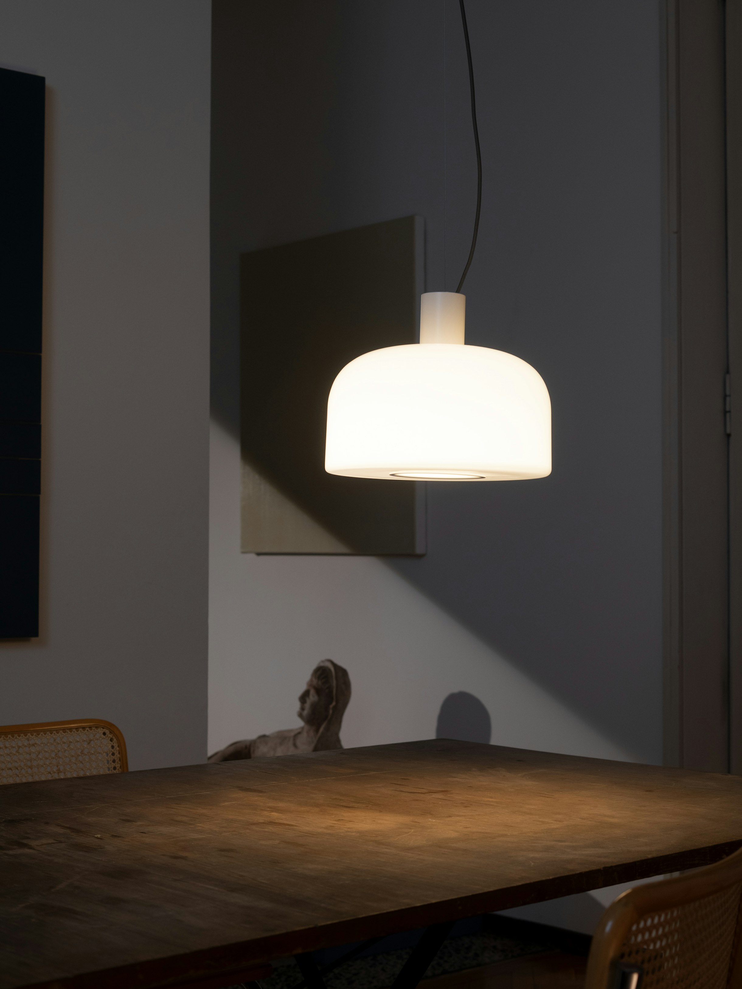 stories-Bellhop_Glass-Flos-08