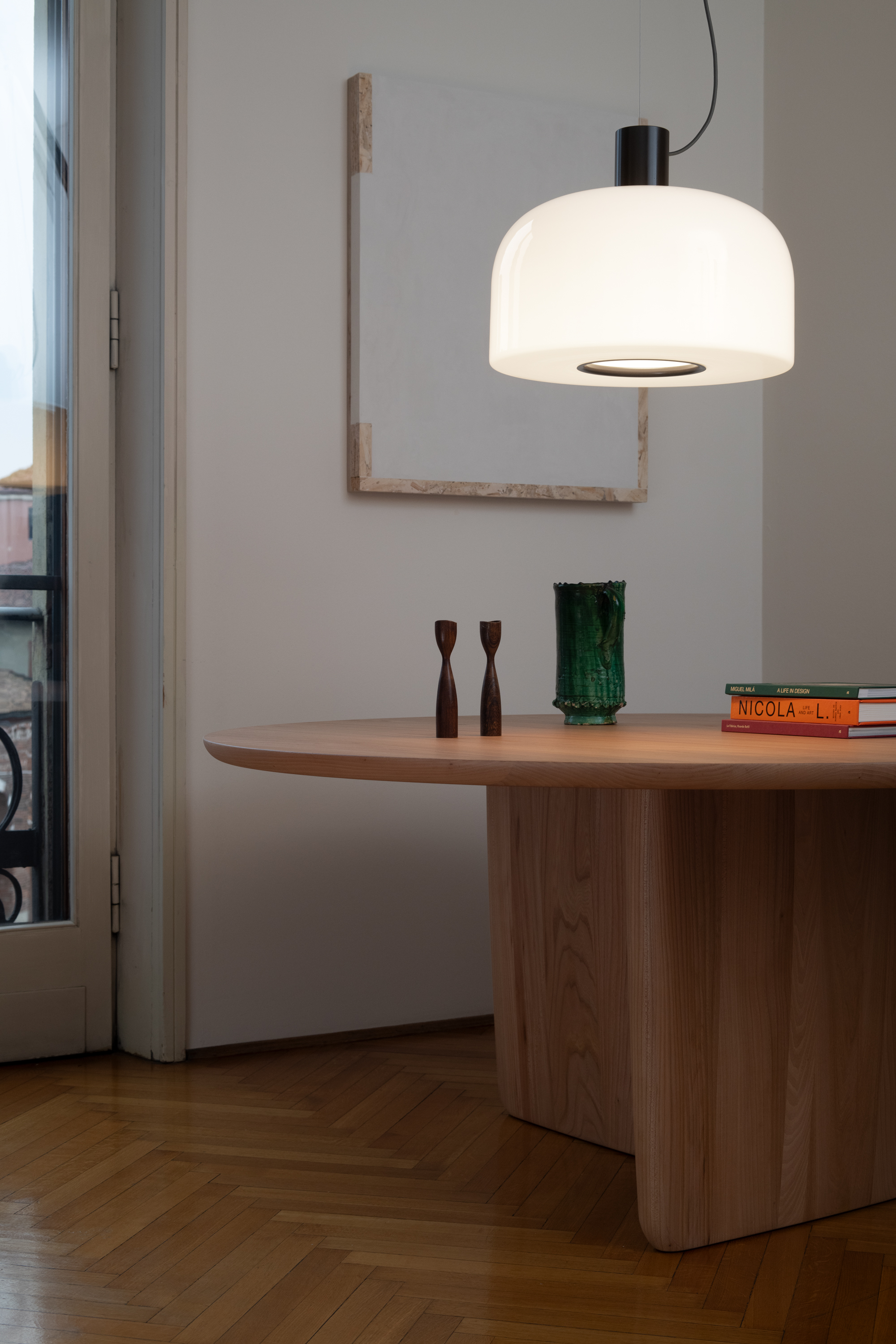 stories-Bellhop_Glass-Flos-09