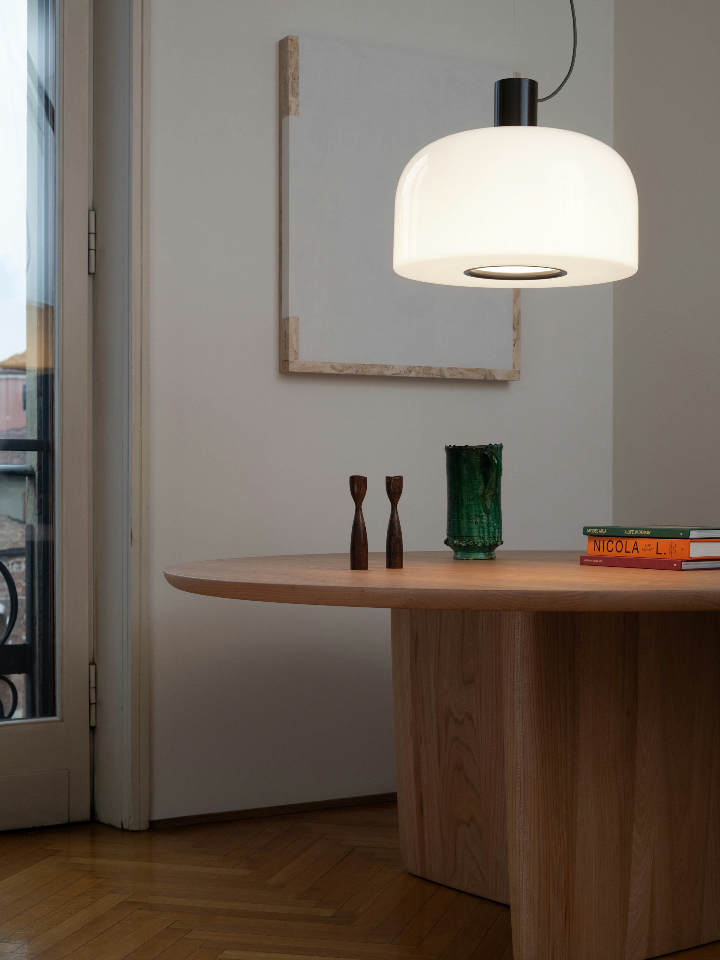 stories-Bellhop_Glass-Flos-09