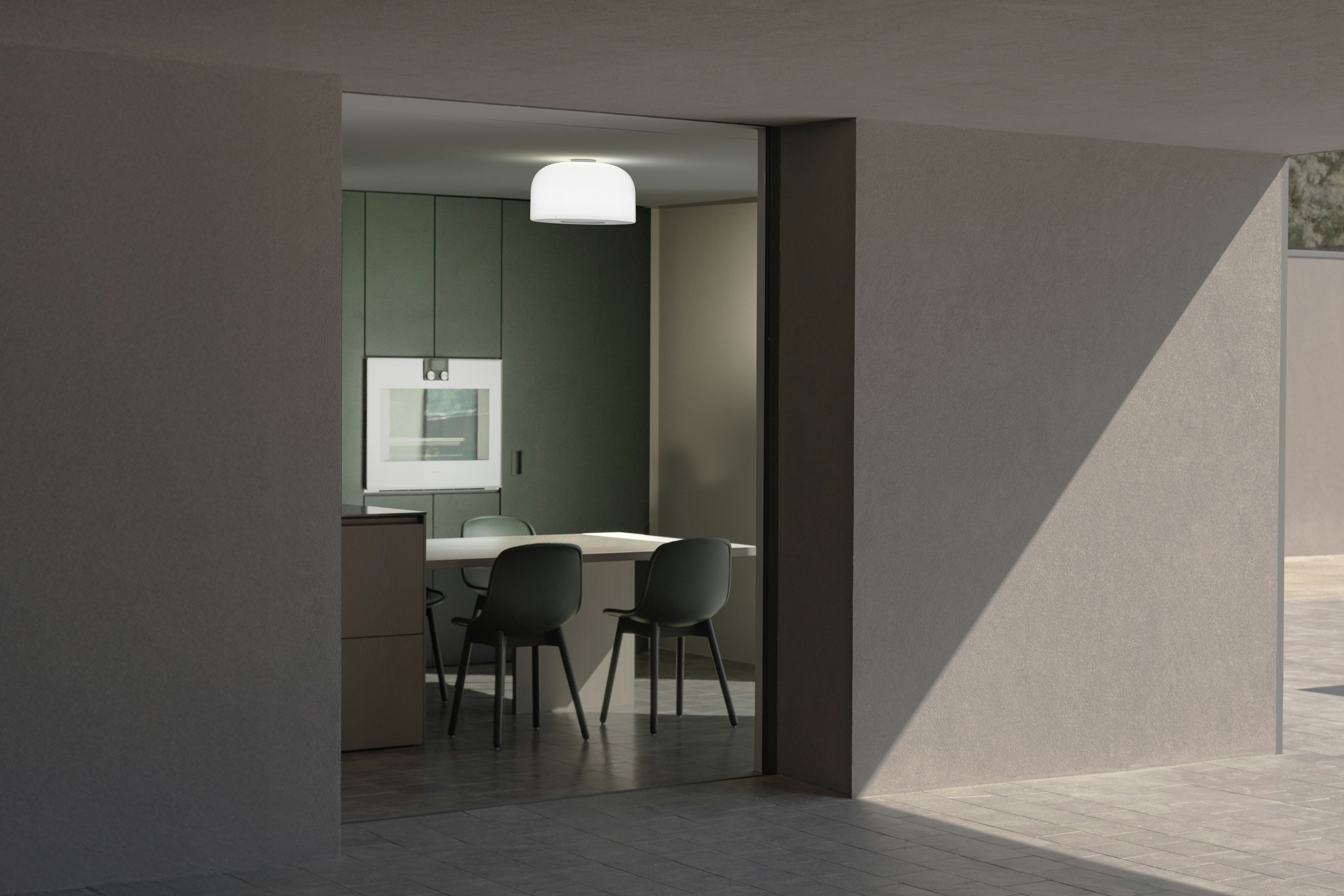 stories-Bellhop_Glass-Flos-12_E