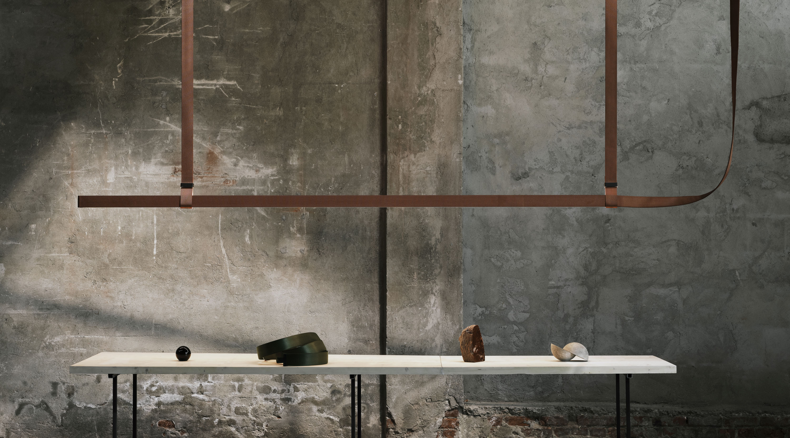 stories-Belt-Bourullec-flos-00B