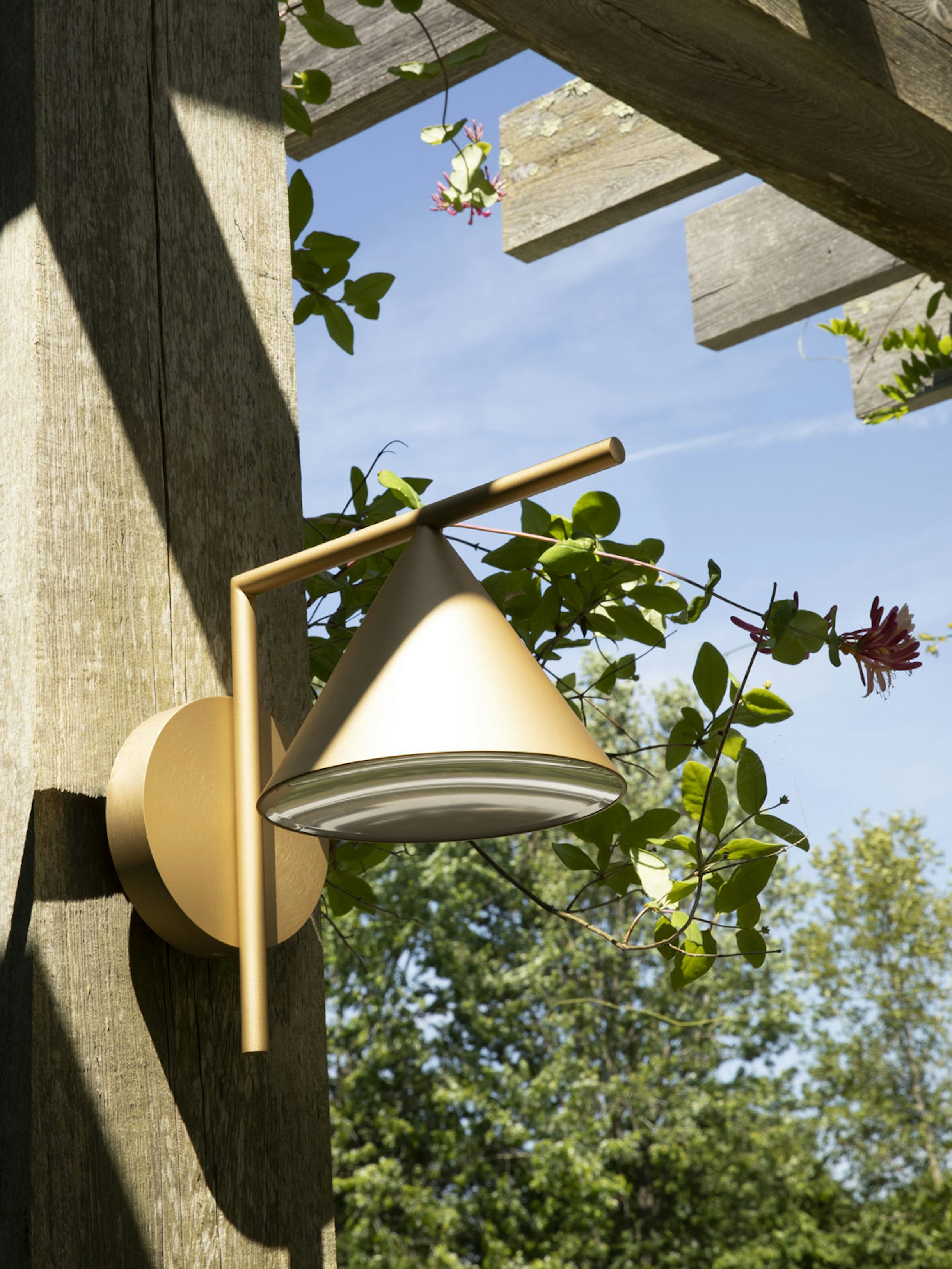 stories-Captain_Flint-Michael_Anastassiades-flos-Outdoor-21