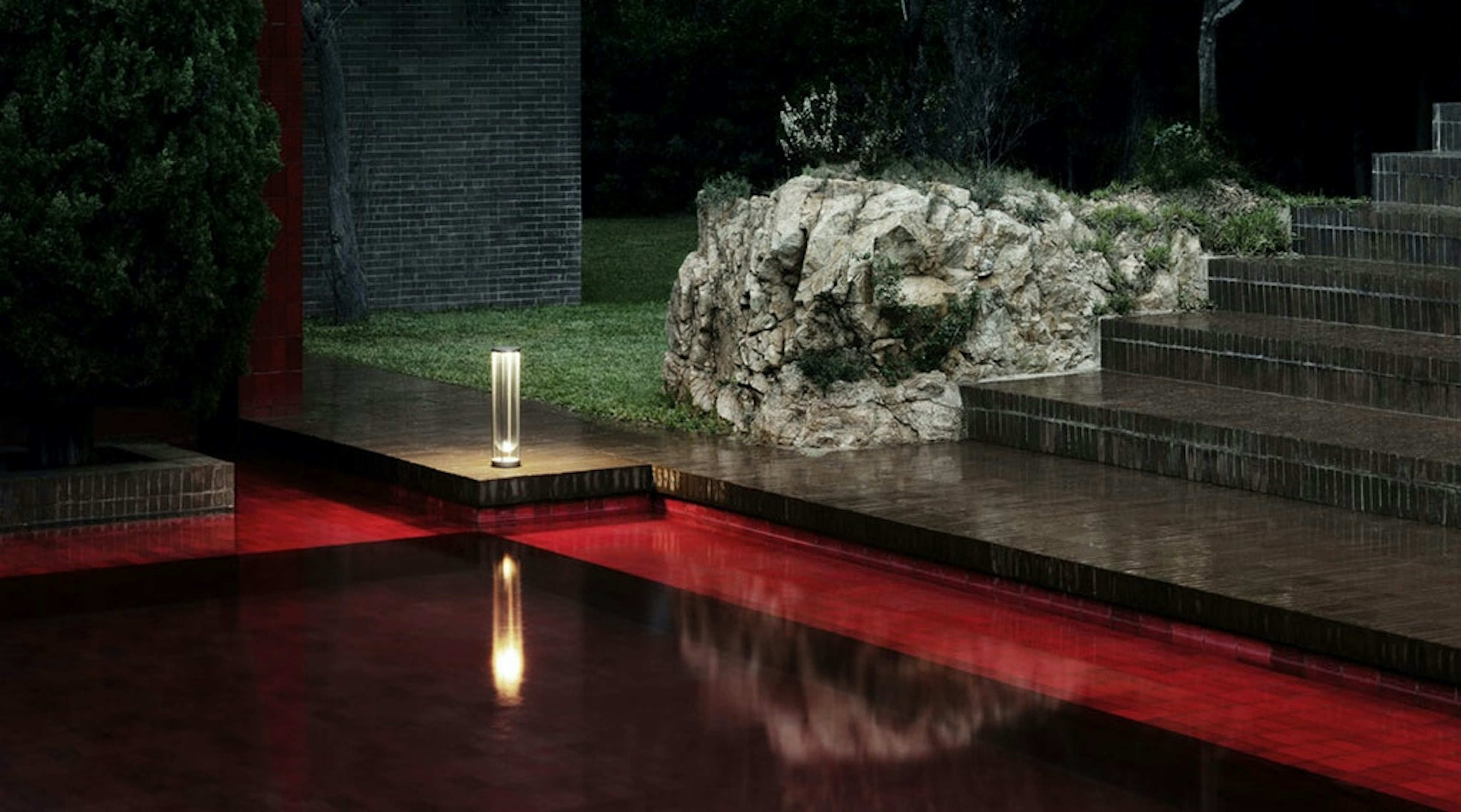 stories-In-Vitro-Philippe-Starck-flos-25