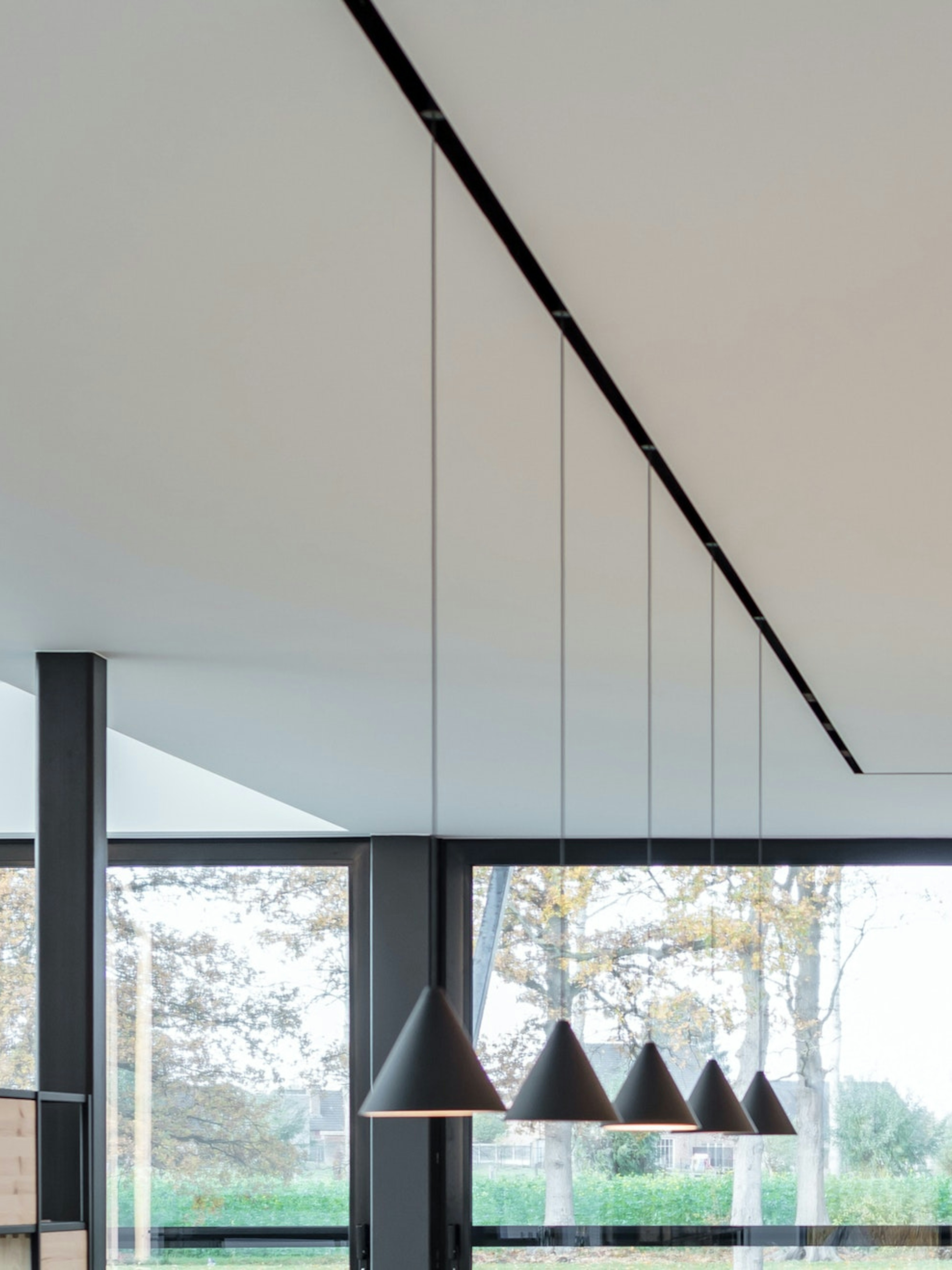 stories-The-Running-Magnet-flos-architectural-18