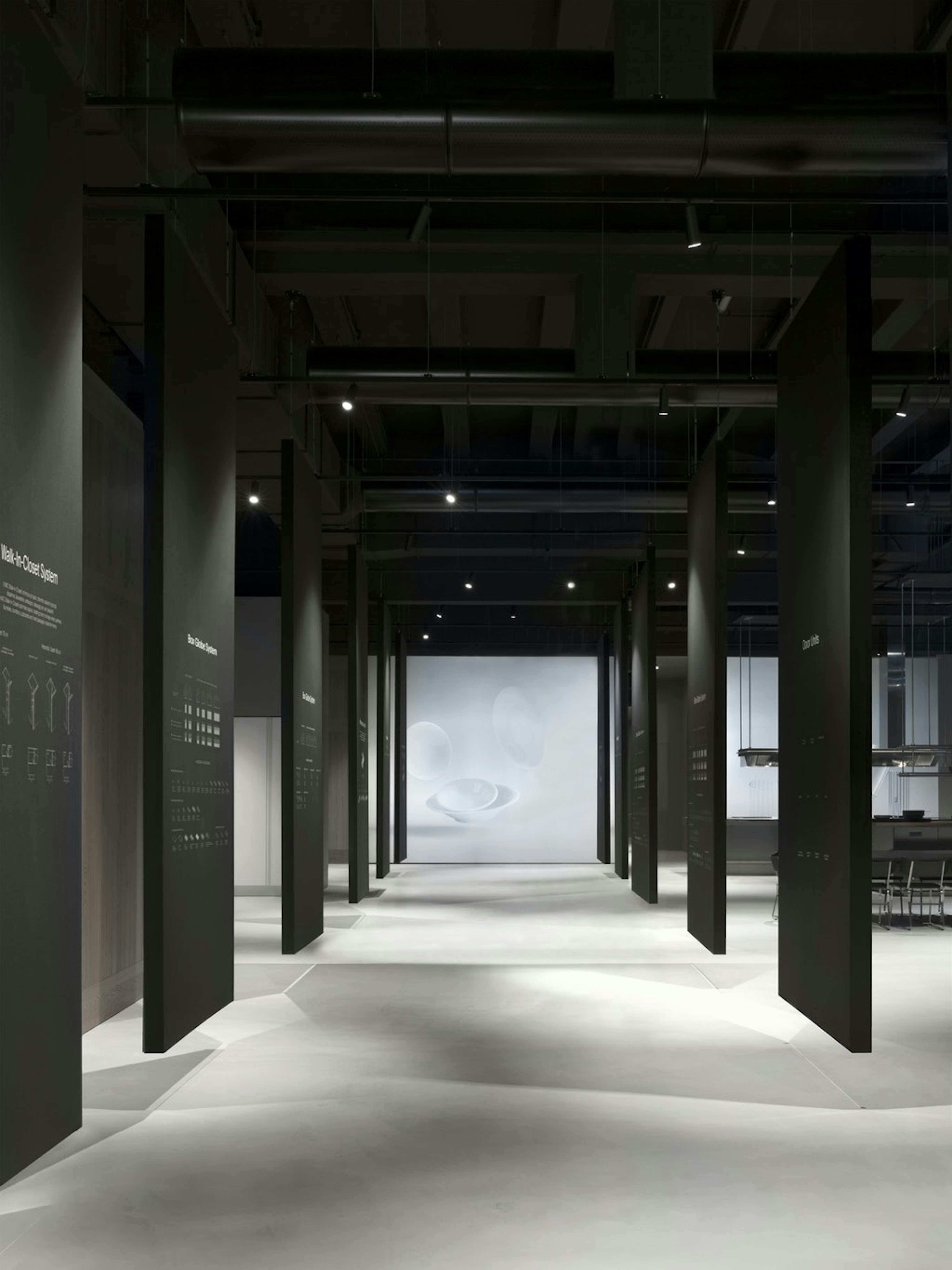 stories-The_Fast_Track-flos-03