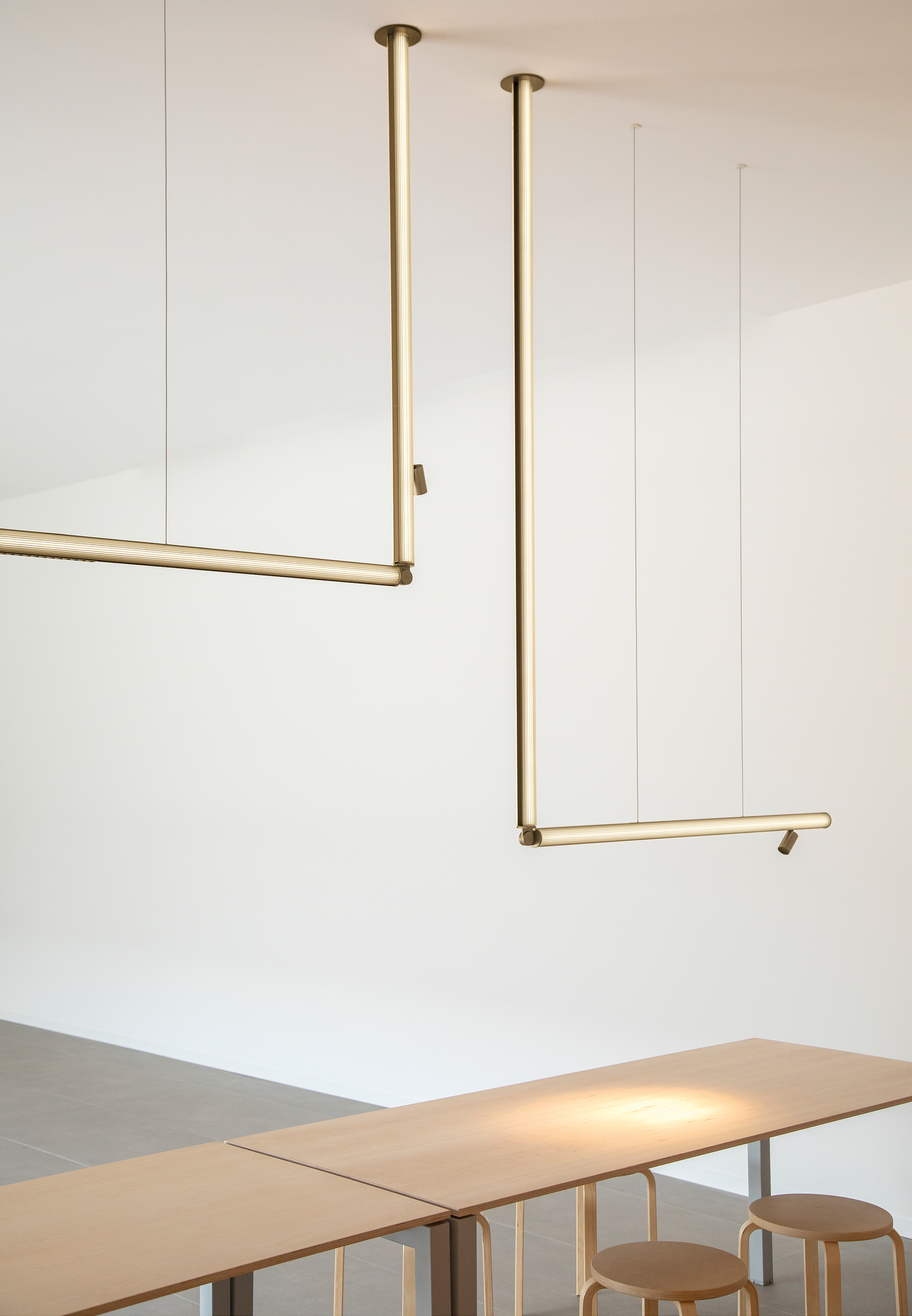 stories-The_Glowing_Track-Flos-Architectural-17