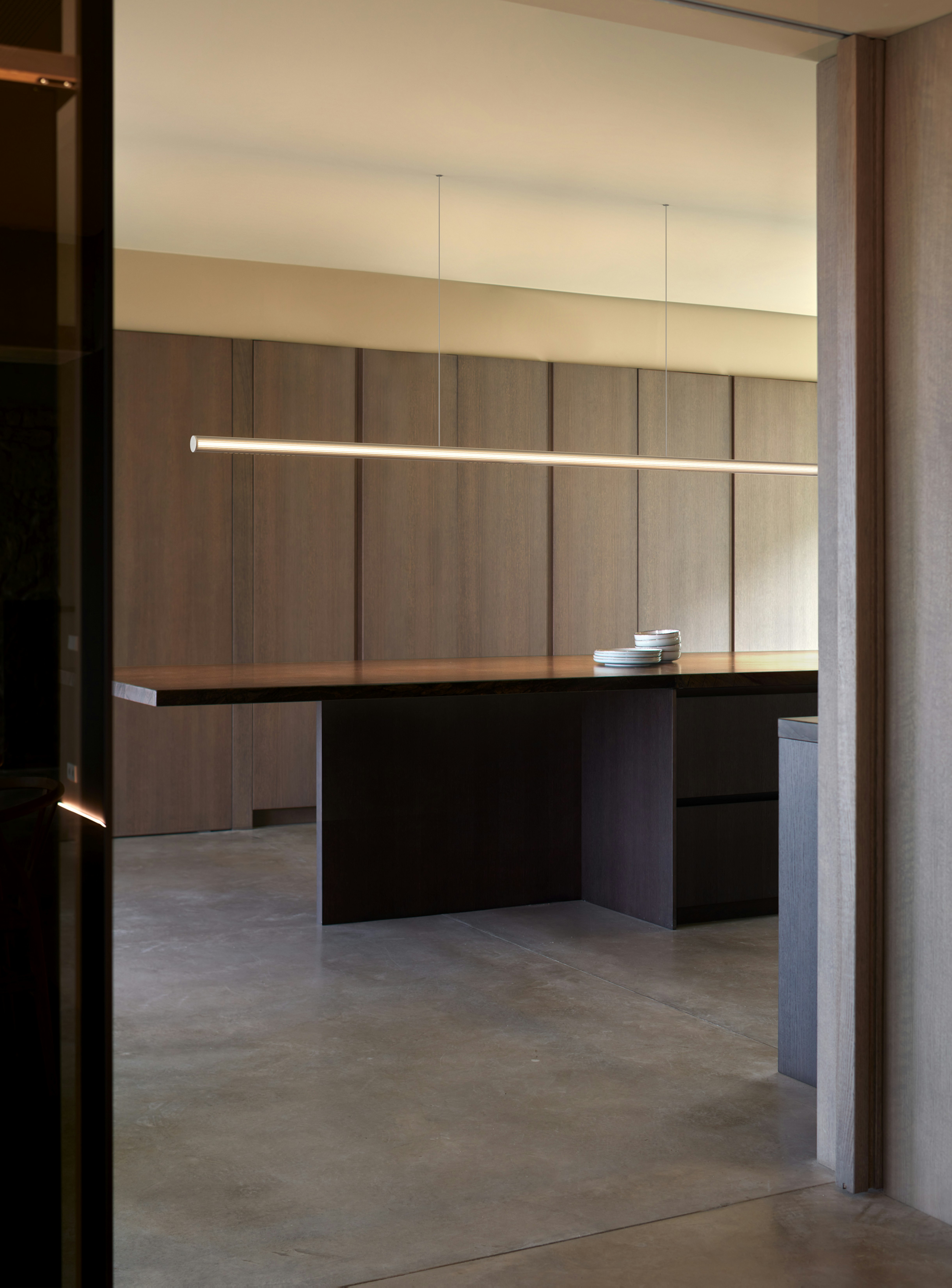 stories-The_Glowing_Track-Flos-Architectural-35