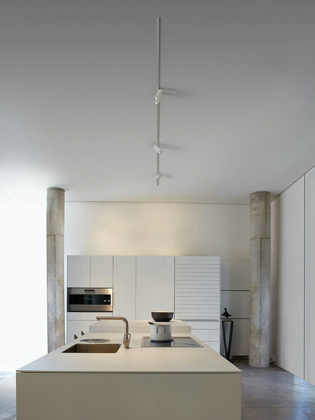 stories-Zero-Track-flos-outdoor-29