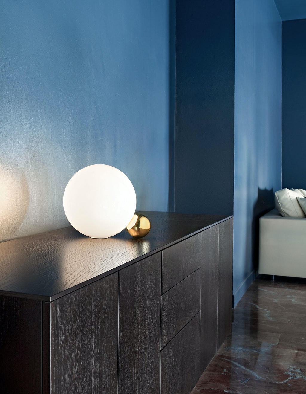 stories-copycat-michael-anastassiades-flos-02